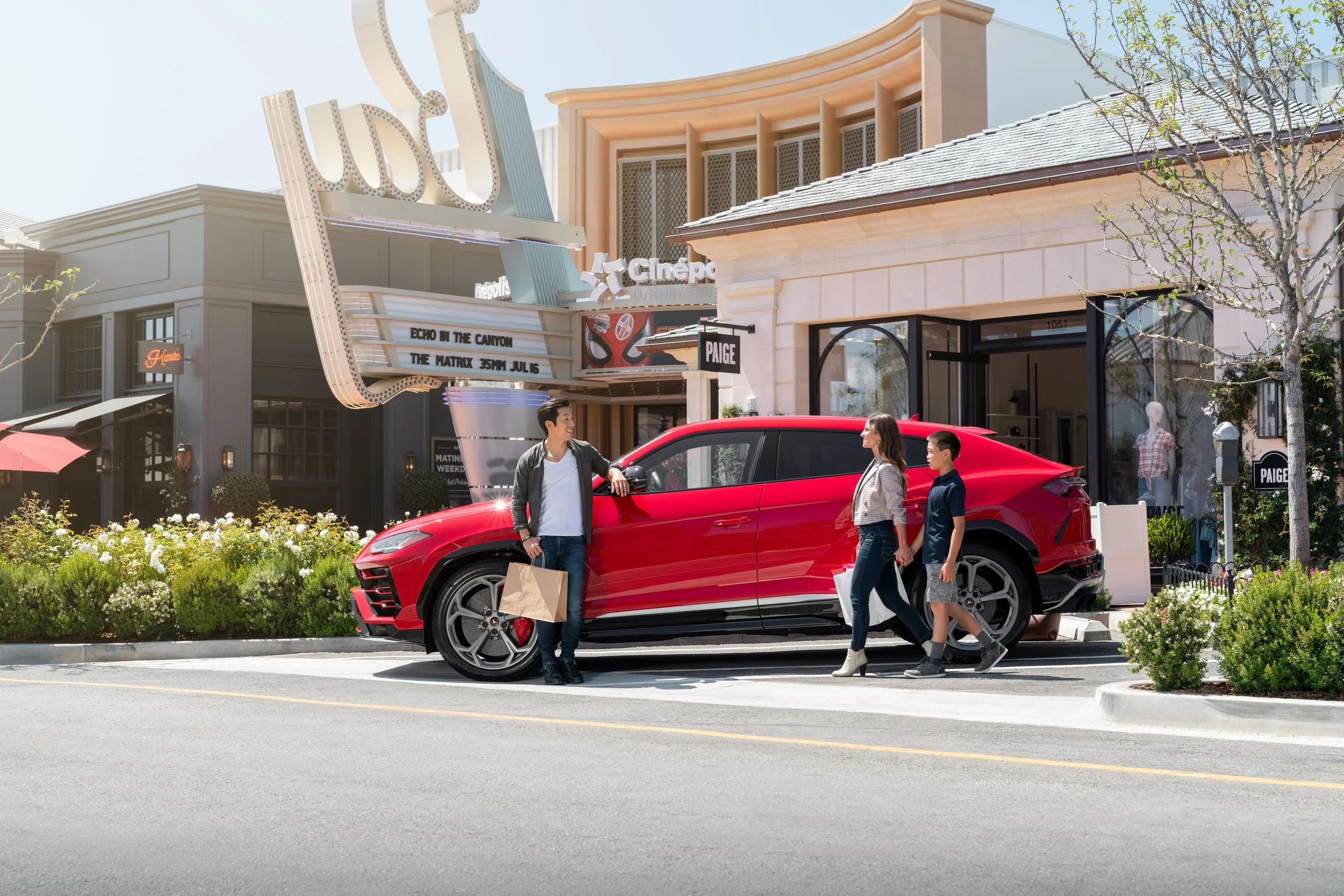 2019 Lamborghini Urus-5.jpg