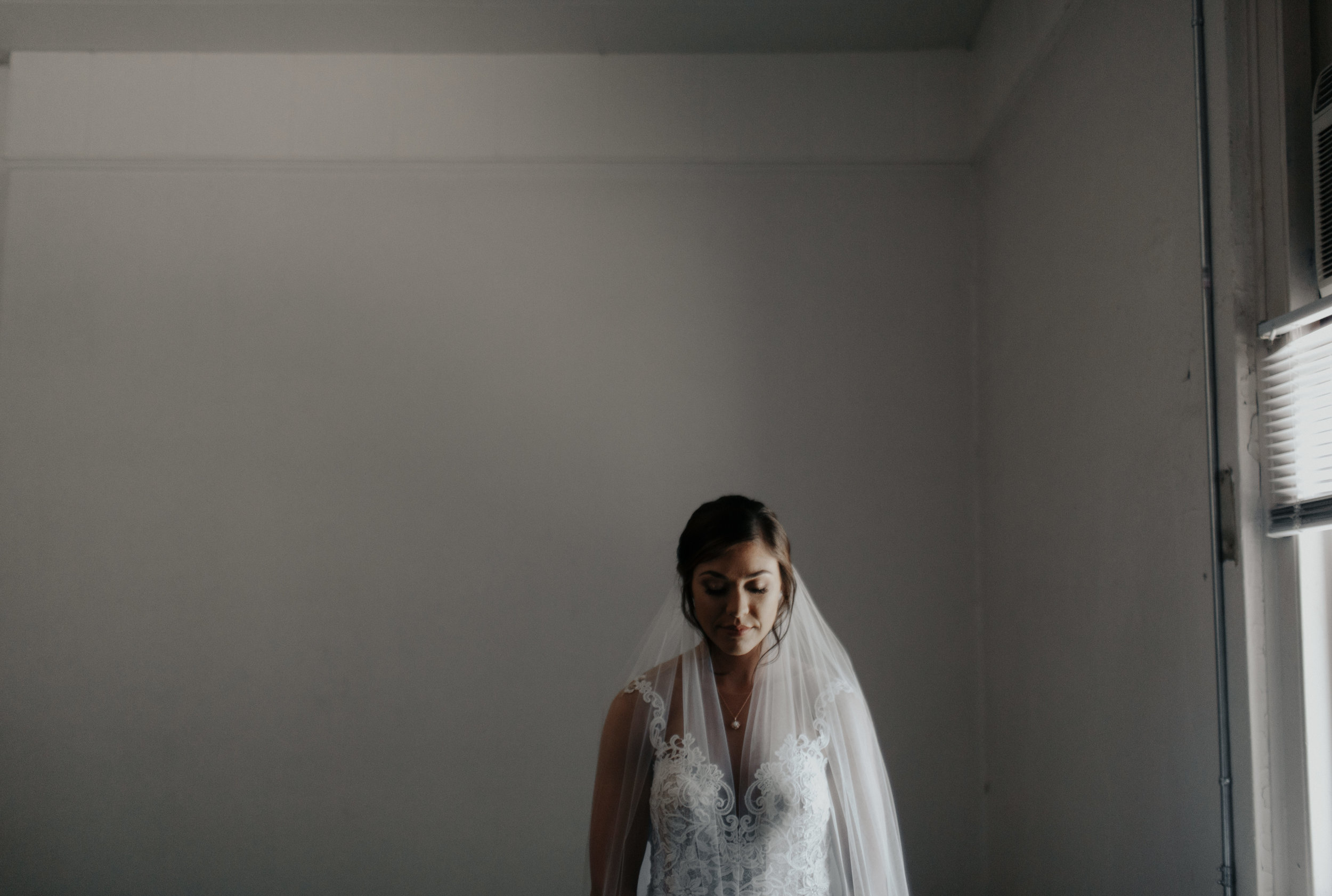 Ashley + Tyler // Scoular Ballroom Wedding in Omaha, Nebraska