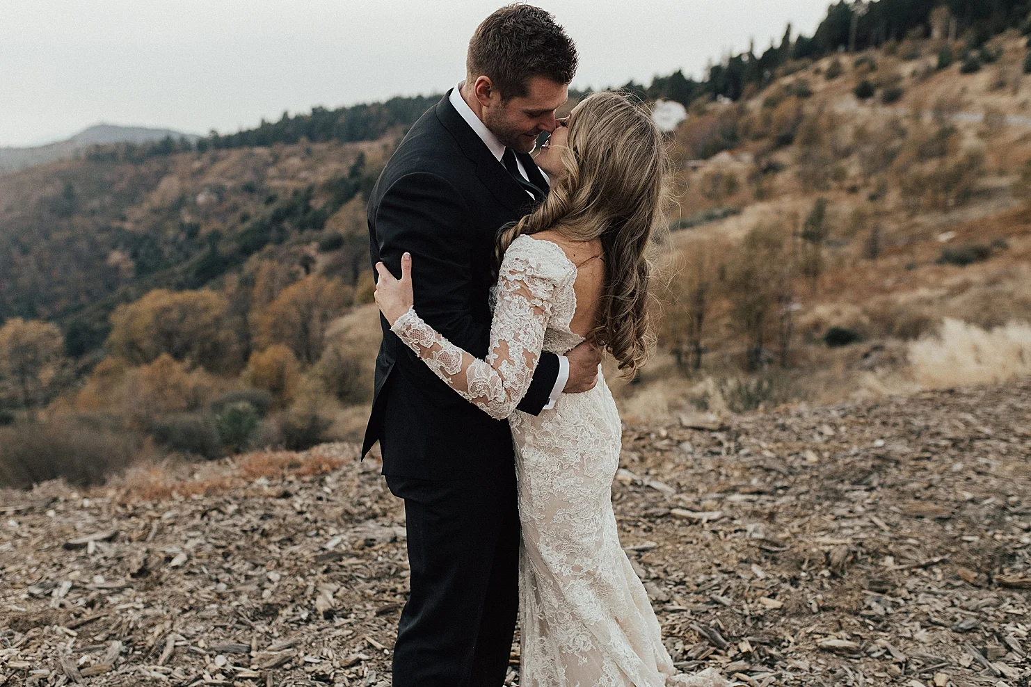 TrevorOaksandKamiTroeshWeddingSkyParkWeddingsCaliforniaPhotographerRachelWakefield-910.jpg
