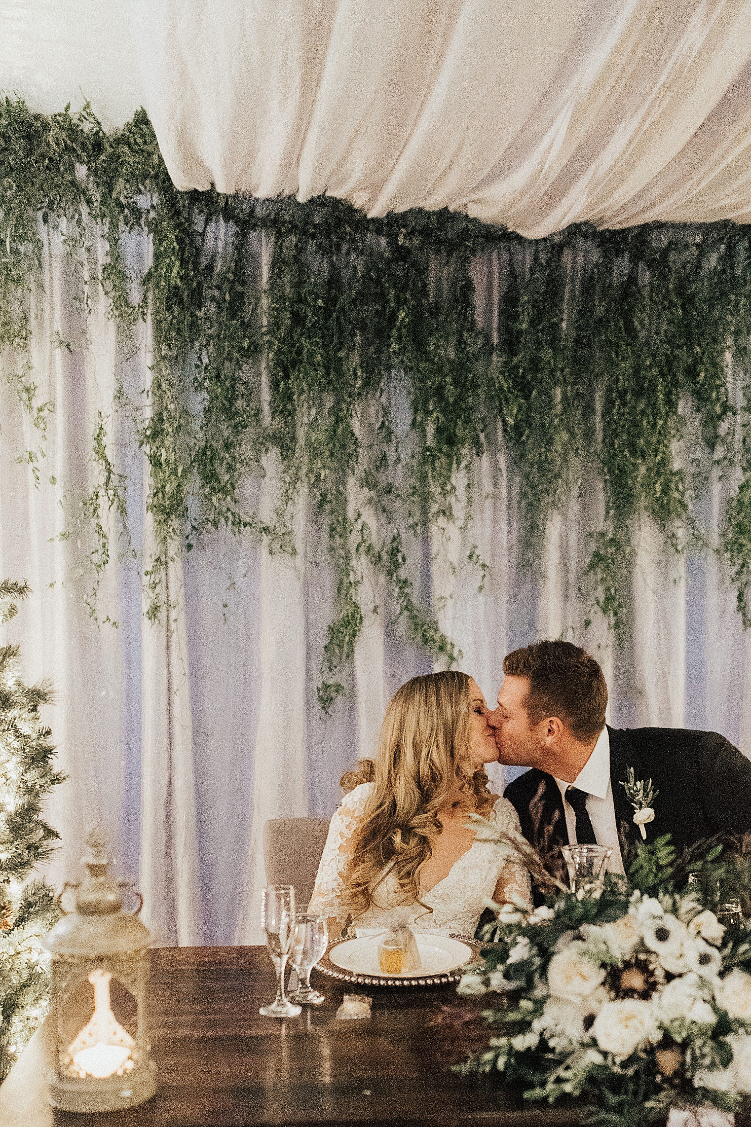 TrevorOaksandKamiTroeshWeddingSkyParkWeddingsCaliforniaPhotographerRachelWakefield-973.jpg