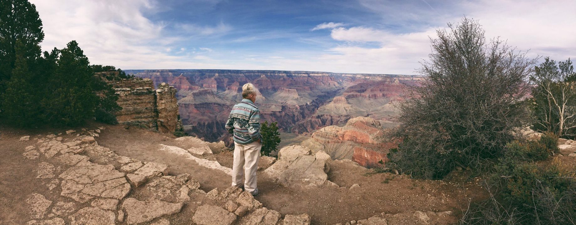 She puts the "GRAND" in Grand canyon