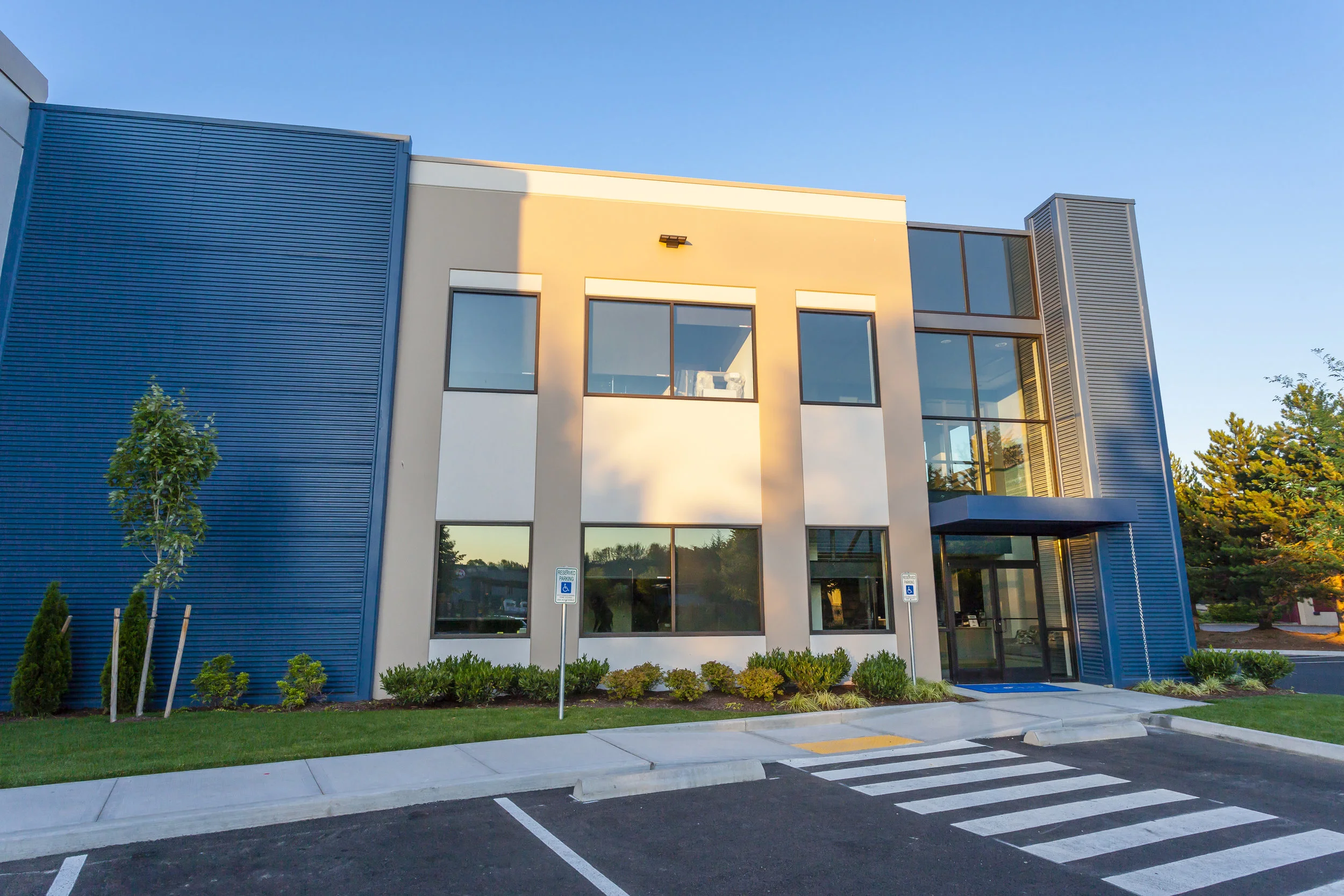 160713-3264 LaZBoy_Kent.jpg