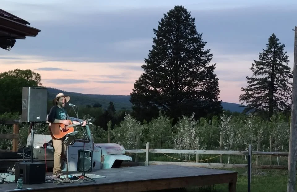 Chris Carl Live