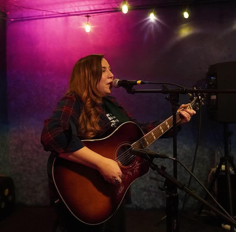 Gena Lanette Live
