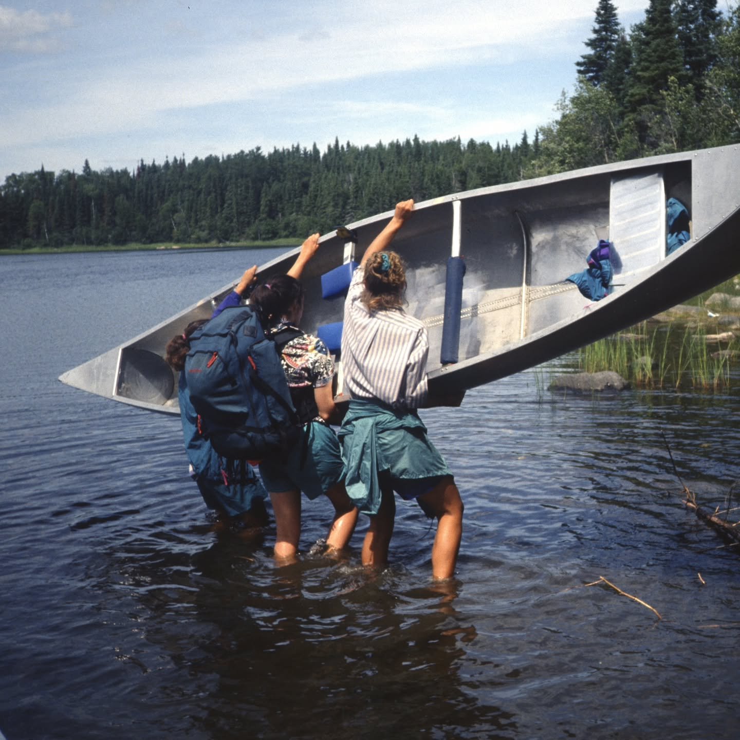 Portage Amnesia 🪄✨️🚶‍♀️
Photographs from...
1, 3, 4: Weyrens' Crew 1993
2: Fred's Crew 1980
5: Fred's Crew 1983
📸✨️📸✨️📸✨️📸✨️📸✨️📸✨️📸
#lvithrowbackthursday