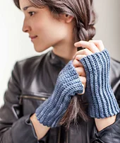 *CLASS FULL* Learn to Crochet: Session 1: Single Crochet Fingerless Gloves