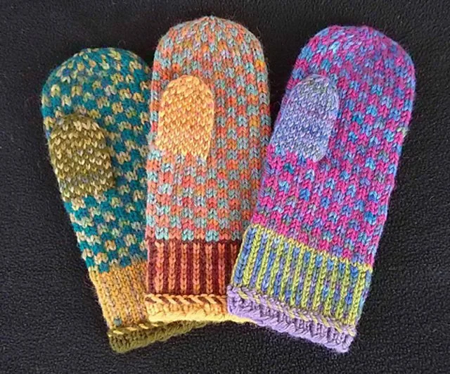 Thursday Night Knitters: Knitting 102: Easy Colorwork Mittens 
