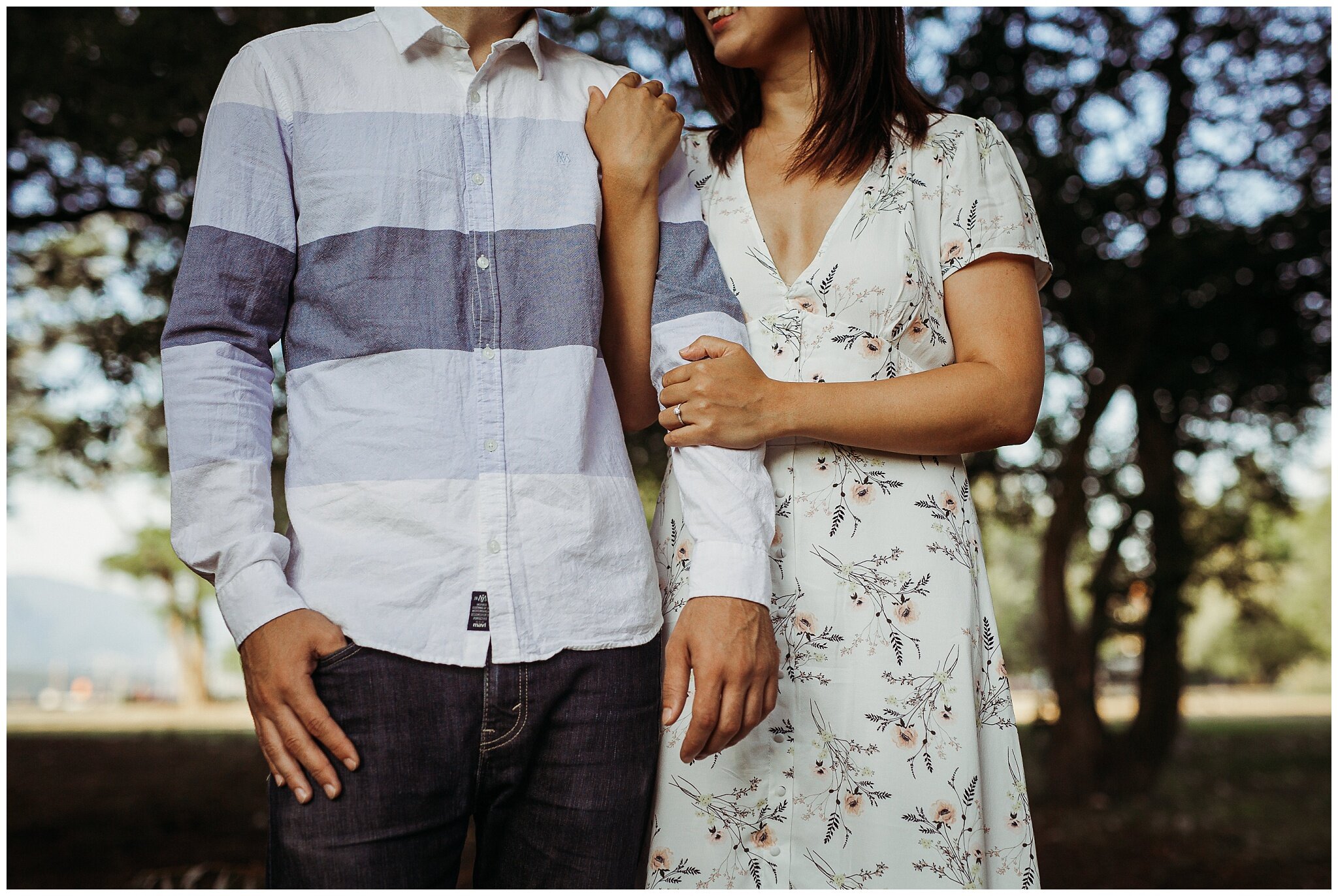 Vancouver Spanish Banks Engagement Photographer City Skyline Romantic Couples_0003.jpg