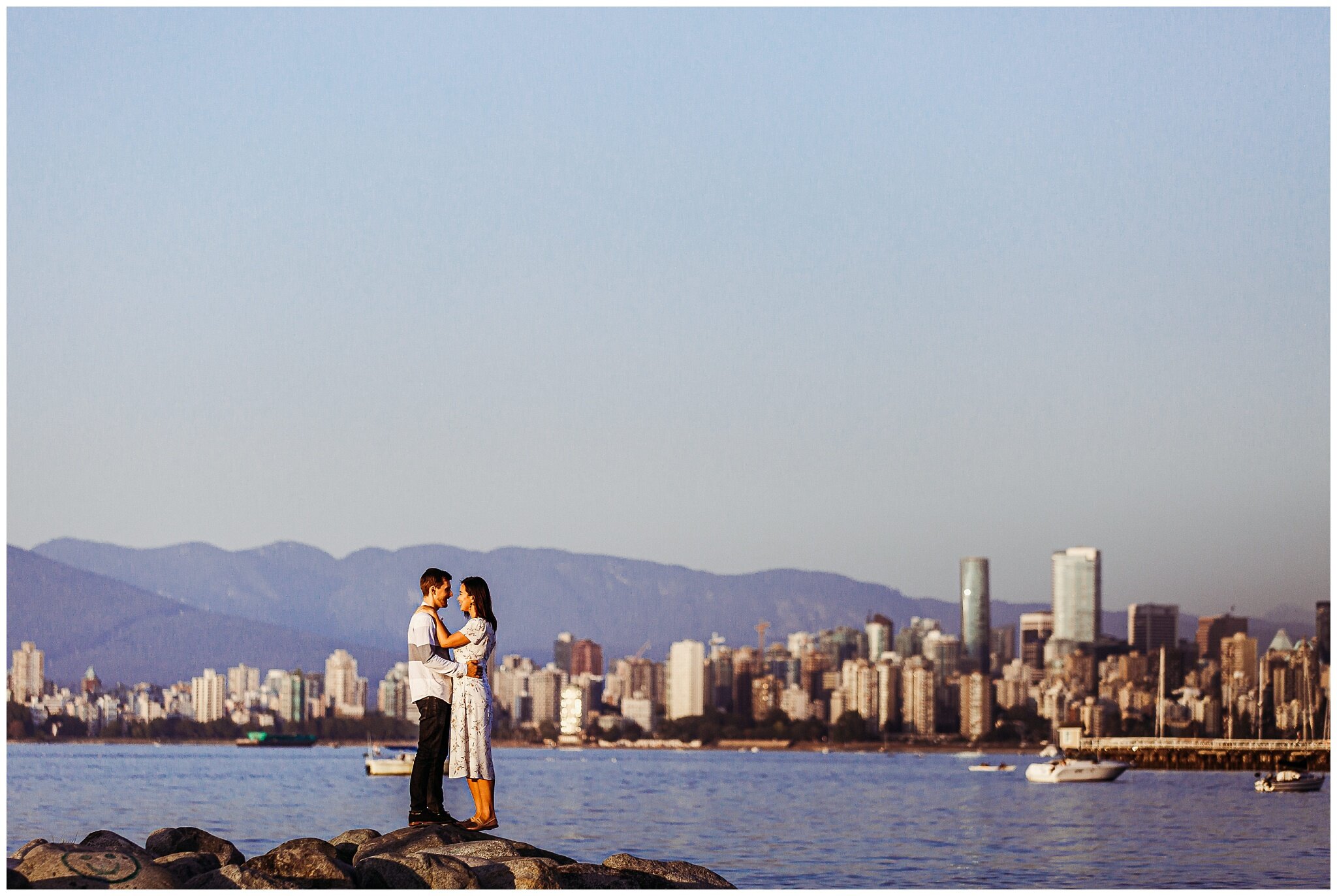 Vancouver Spanish Banks Engagement Photographer City Skyline Romantic Couples_0008.jpg