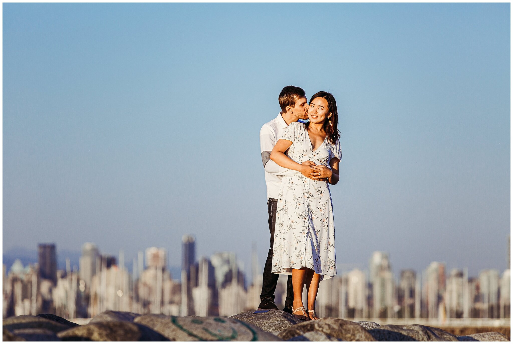 Vancouver Spanish Banks Engagement Photographer City Skyline Romantic Couples_0009.jpg