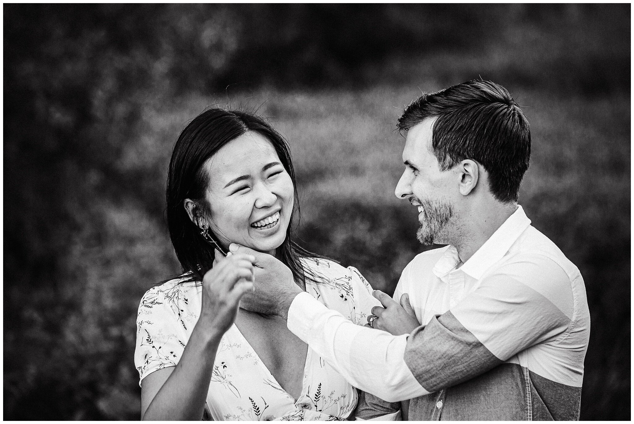 Vancouver Spanish Banks Engagement Photographer City Skyline Romantic Couples_0015.jpg