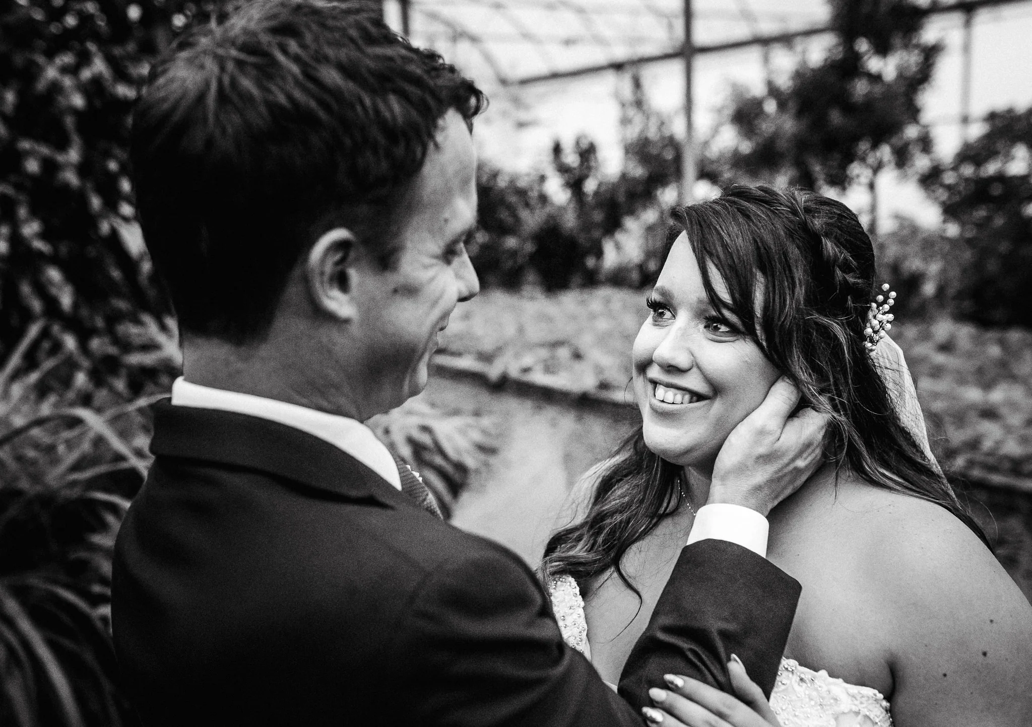 Chilliwack Wedding Photographer| Robbie &amp; Kristy Wedding Sneak Peak | Secret Garden at Woodbridge Pond