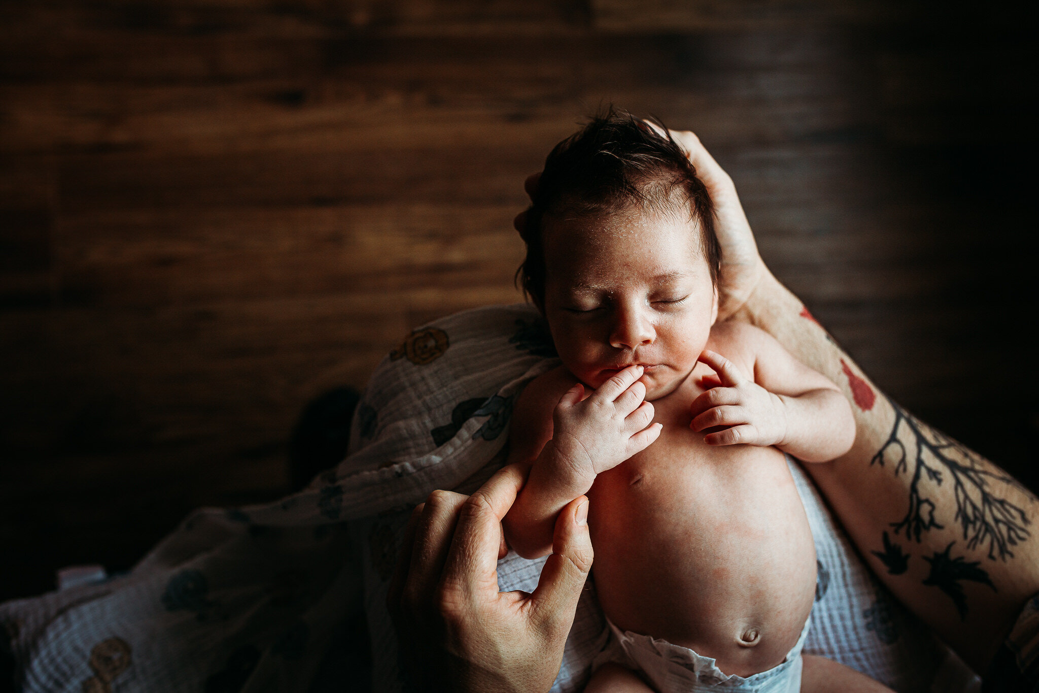 Chilliwack-Newborn-Photographer-In-Home-Lifestyle-1.jpg