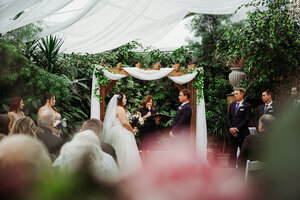 Abbotsford- Photographer- secret-garden-woodbridge-pond-wedding