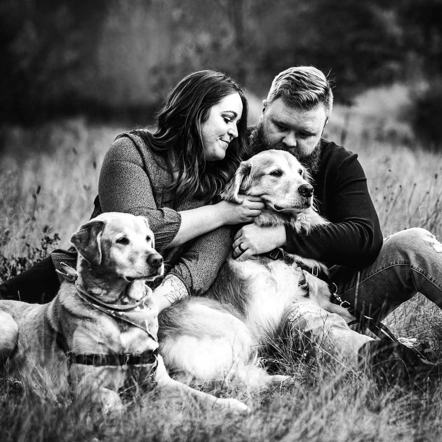 Jax &amp; Sadie and their humans. ❤️ 

Jax and Sadie are the absolute sweetest pups ever.  Jax is terminally ill with  bone cancer and after losing my own Sadie pup in February I know just how important it is to have these special moments captured wi
