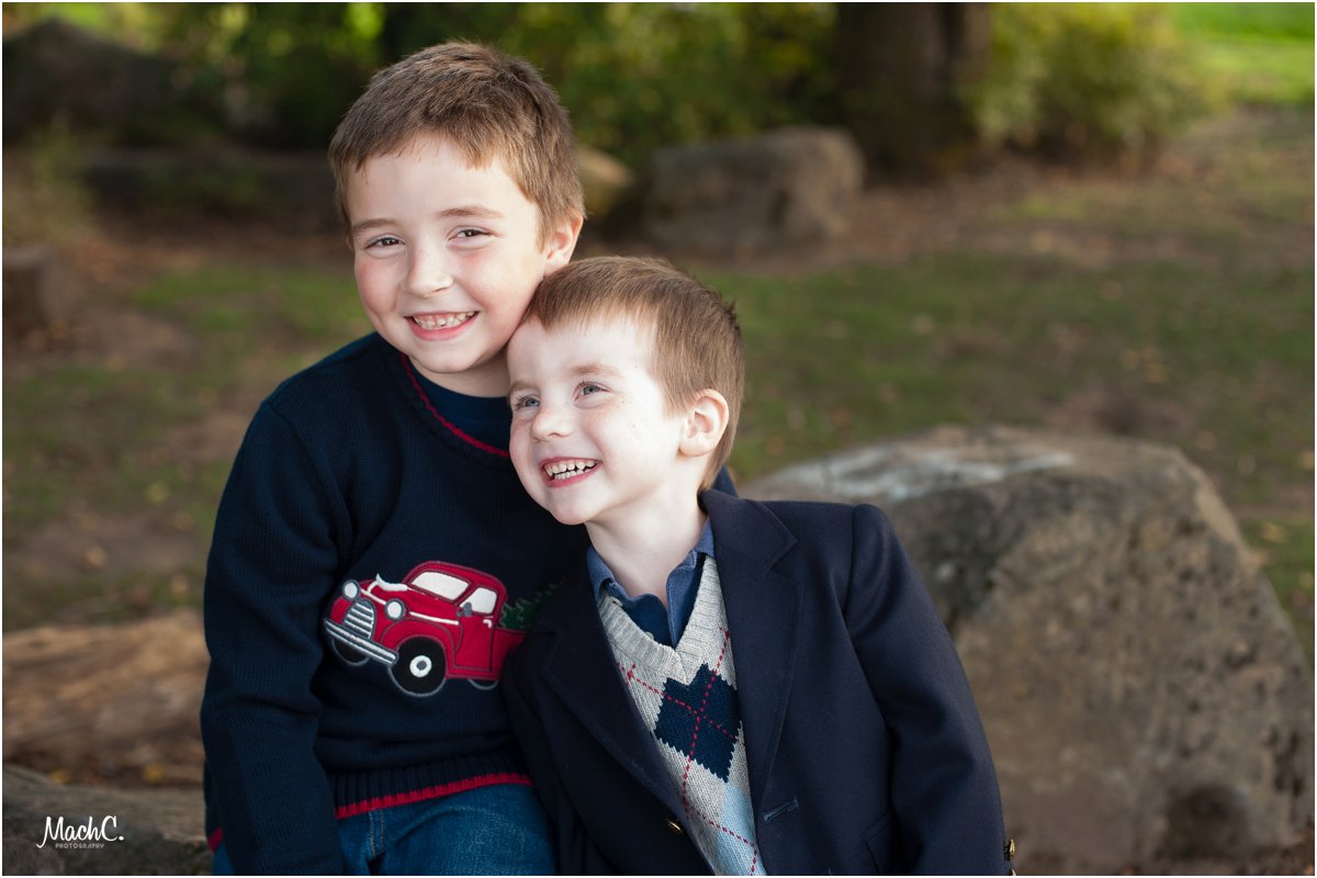 Smiles & a nudge. Hi Brother, I love you. 
