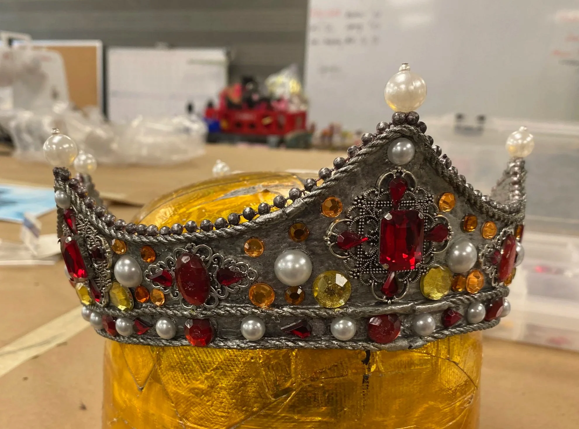 Lear, Act 1 Crown