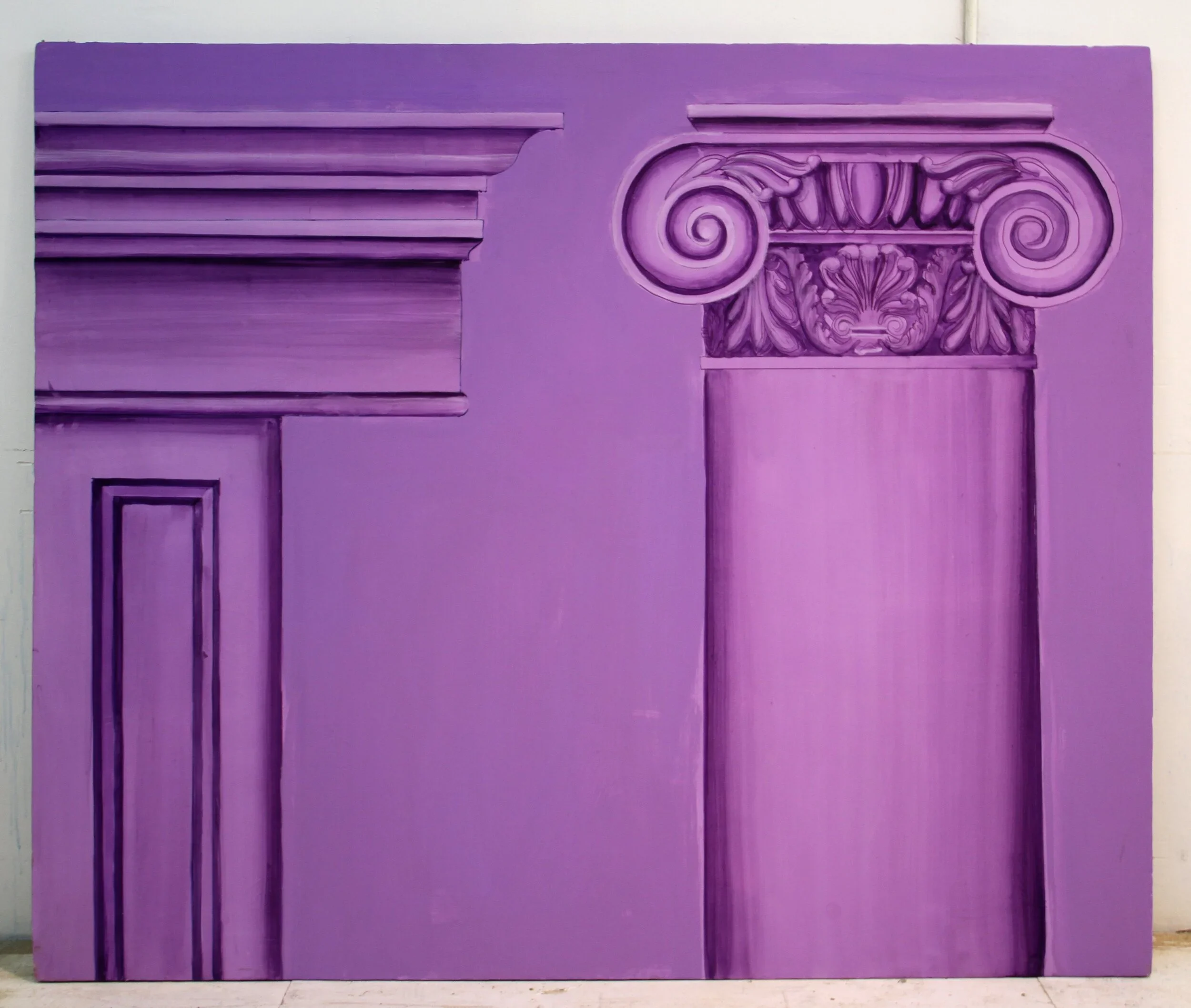 Monochromatic column paint sample