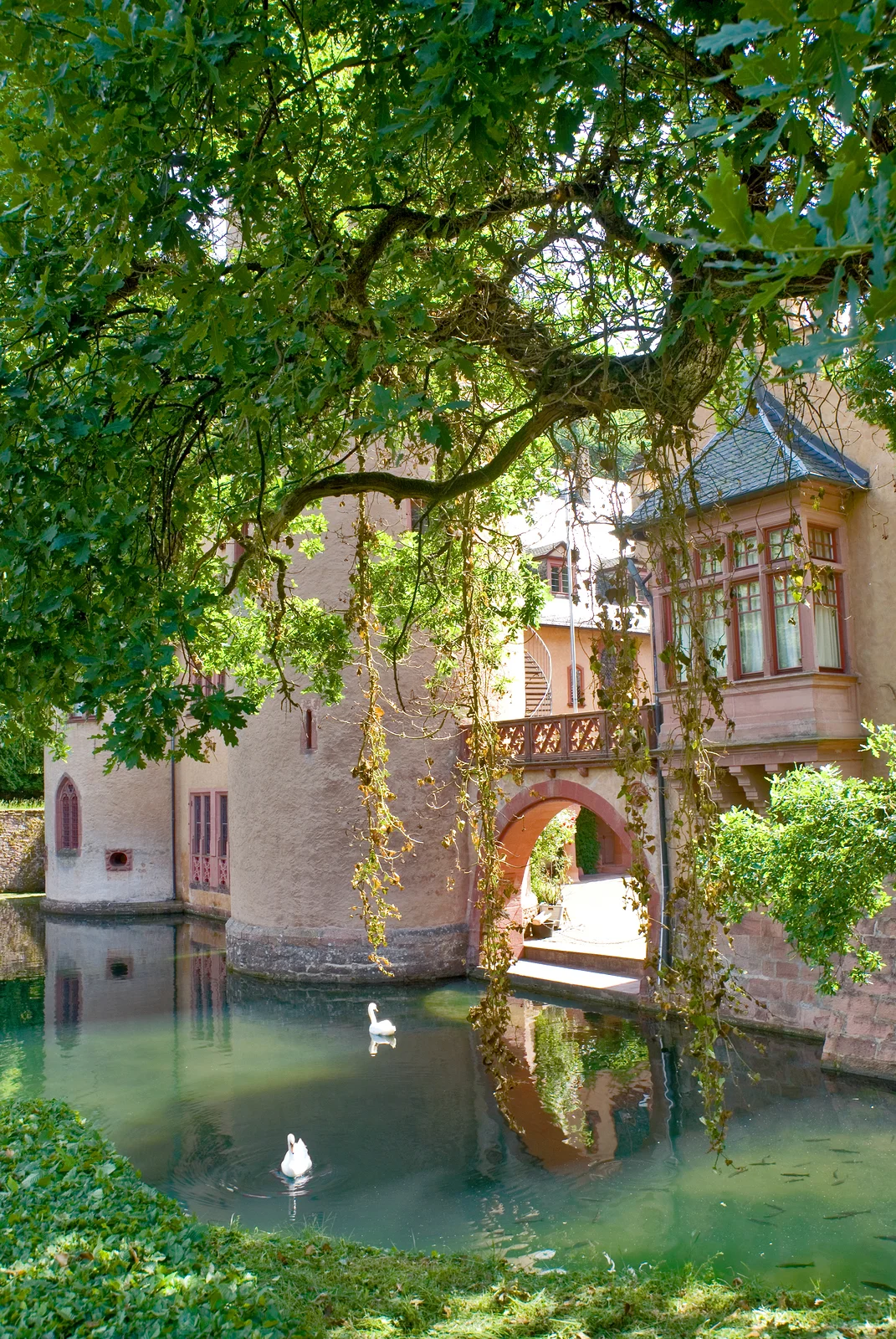BSX Beautiful-old-castle.jpg