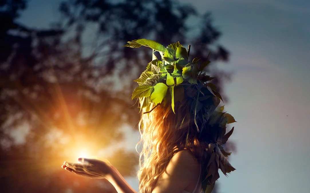BSX+Fantasy-girl-taking-magic-light.jpg