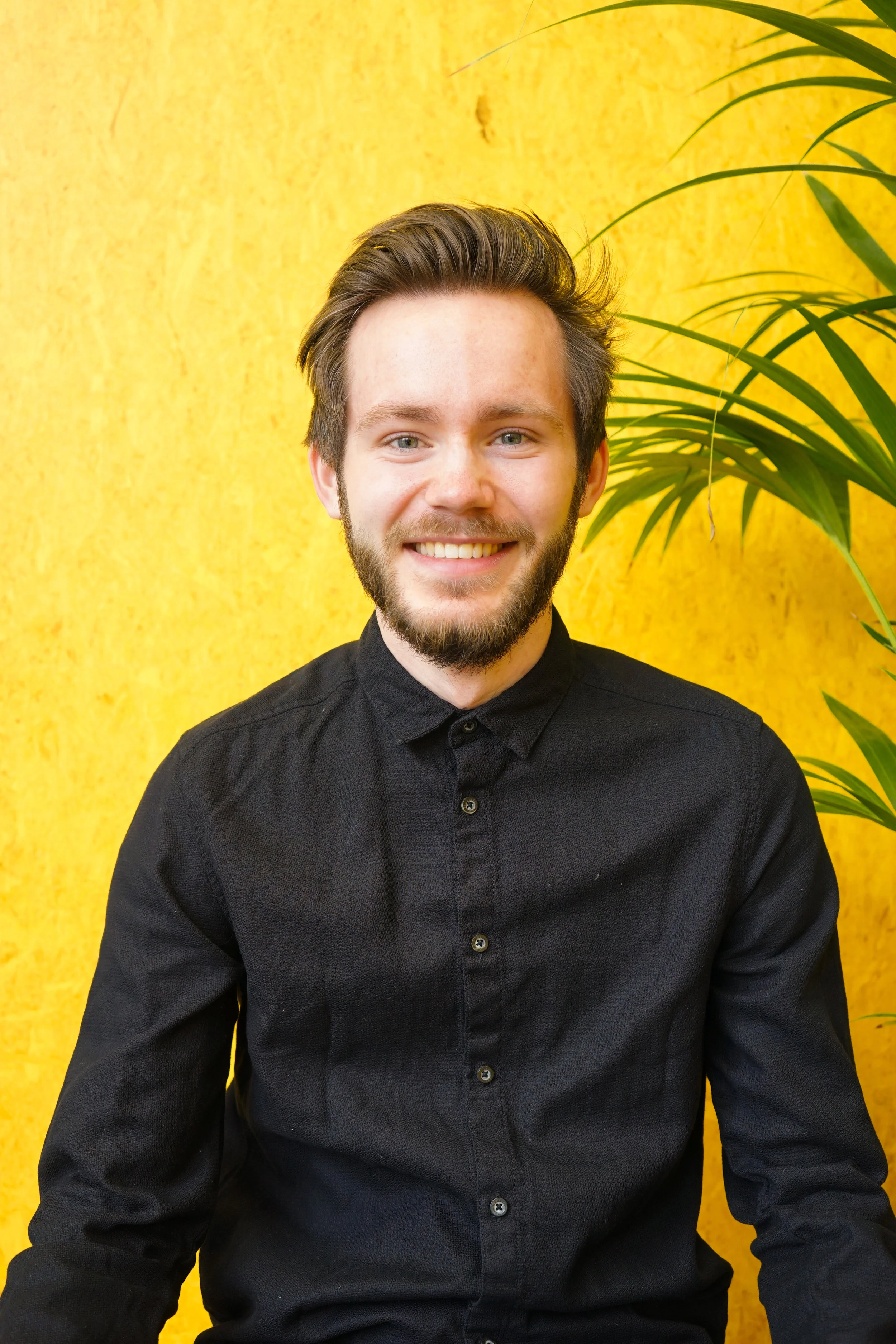 Floris Jansen Floris is a Design for Interaction student who hopes to improve our planet’s well-being, bit by bit. He also does some freelance web development, graphic design and photography on the side. With Flight Case, he wants to get to know Japanese culture and solve the company’s challenges in a sustainable way.