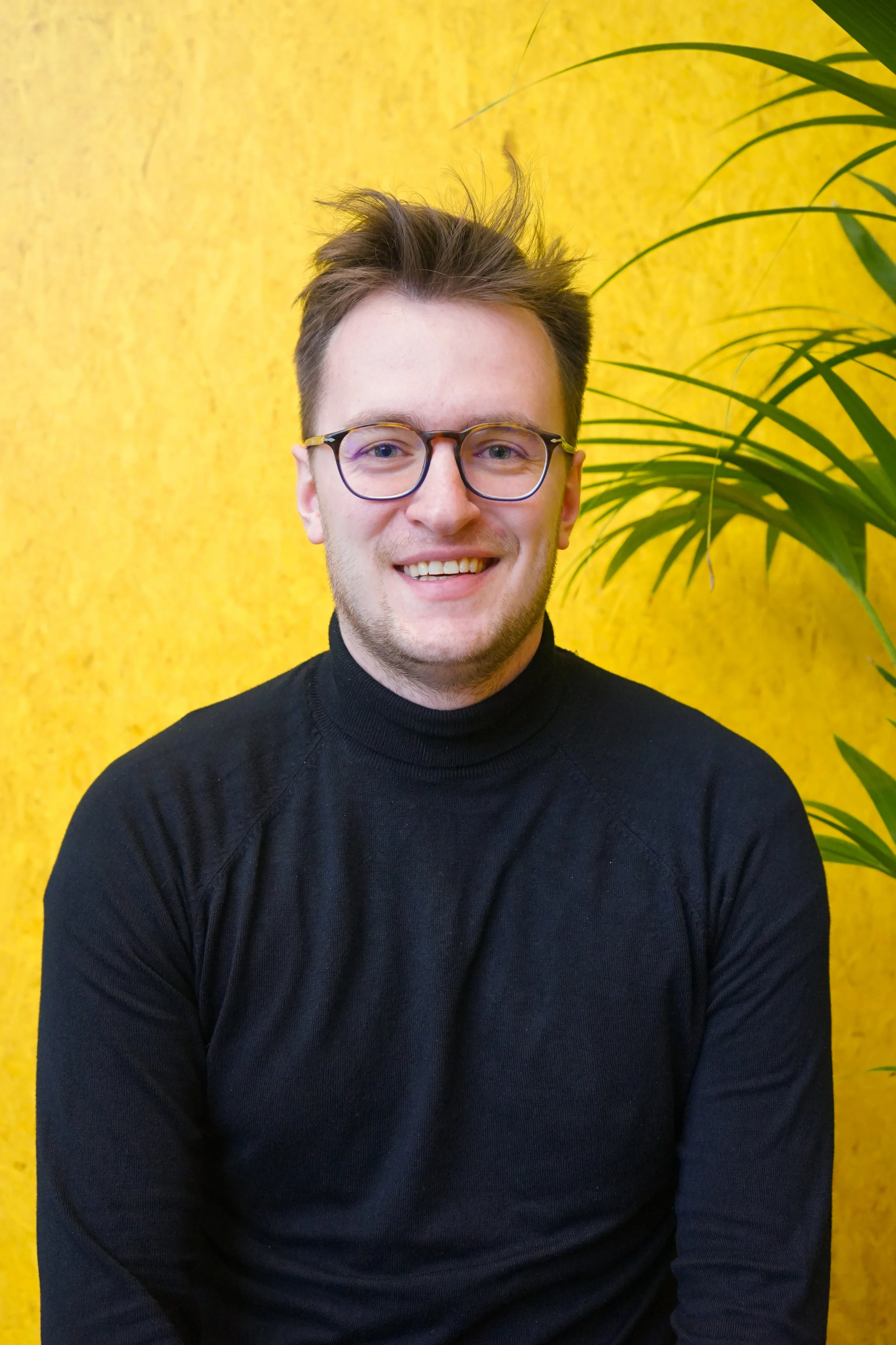 Mikołaj Nicer Full of passion, hard-working team player. Interested in art and history of design. A perfectionist with good interpersonal skills, who cares about every detail. Curious about the world and different design approaches. Looking forward for new experiences, eager to learn from people and new cultures.