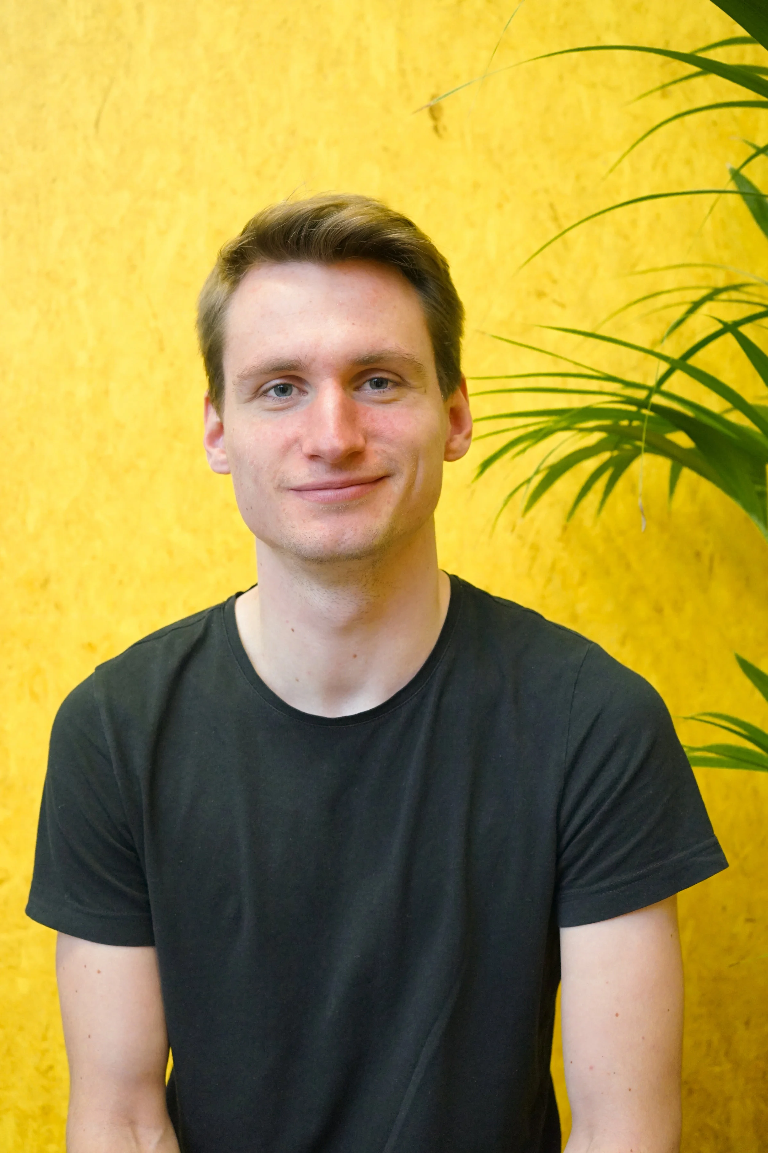 Paul Meulendijks Paul is a playful designer interested in projects that blend digital opportunities with rich, real-world experiences. He has worked on a variety of digital-physical projects before: from designing consumer toys in Denmark, to working with architectural lighting design in Spain. Paul is eager to add some awesome Japan-projects to the list!