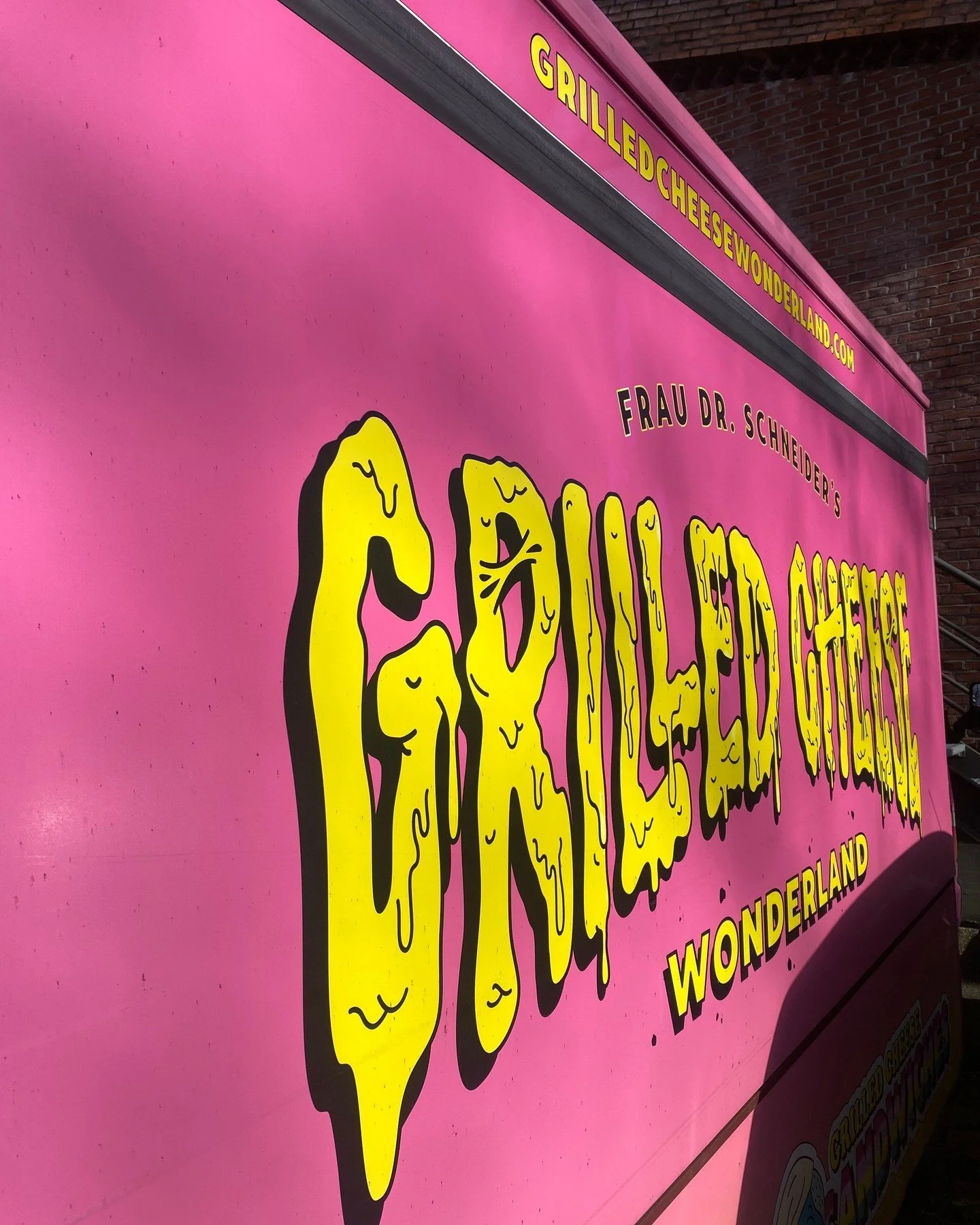 Never too early to start thinking about all the parties you want to throw&hellip;.hit the #linkinbio and let us cater your birthday, anniversary, staff do or office lunch 🥪

#party #foodtruck #foodtruckcatering #catering #hamburg #hamburgfoodie #boo