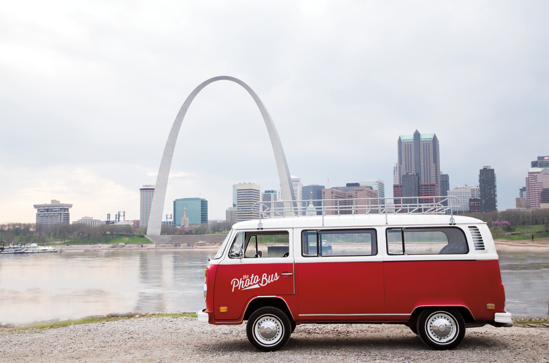 THE PHOTO BUS STL