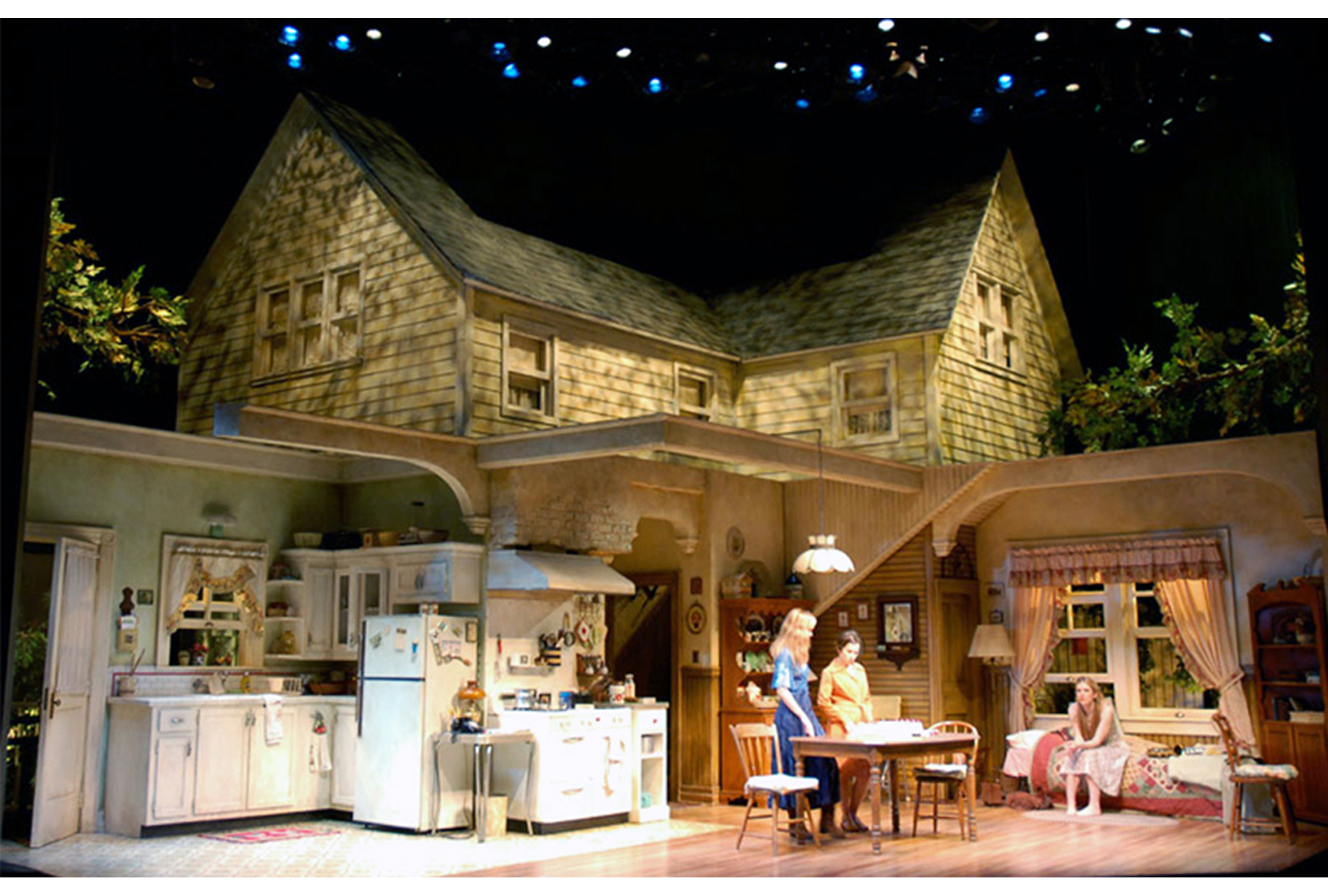 Crimes of the Heart - Roundabout Theatre