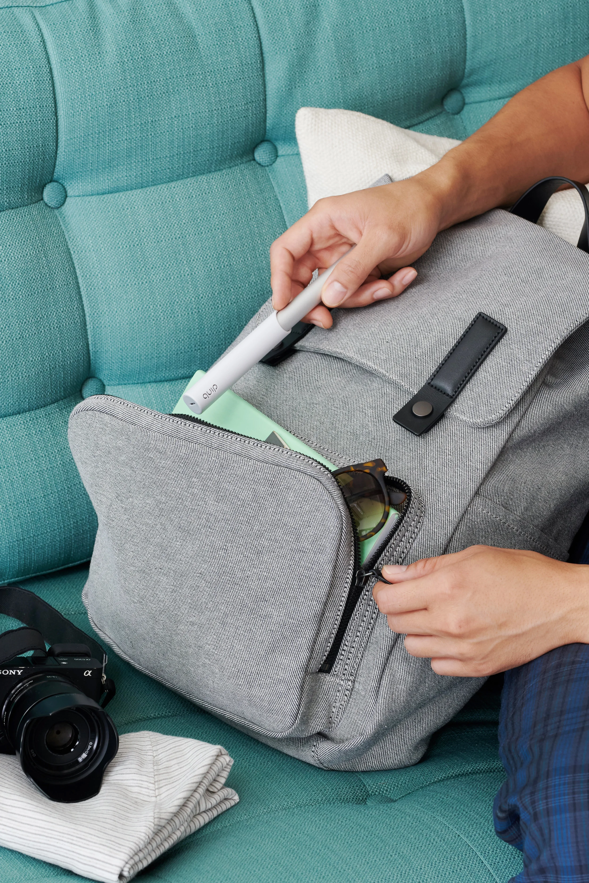 20190618_Quip_MJ_03_Packing Action Shot_0990.jpg