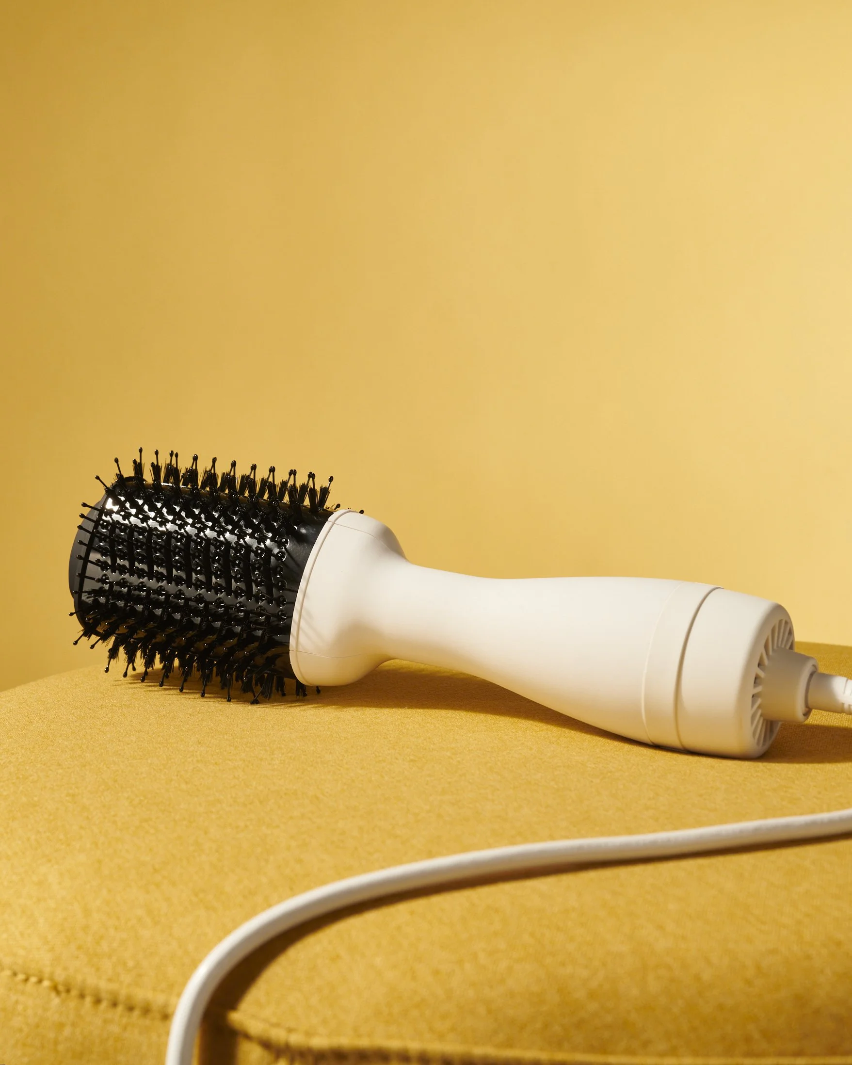 20220309_Google_HairDryerBrush_1350.jpg