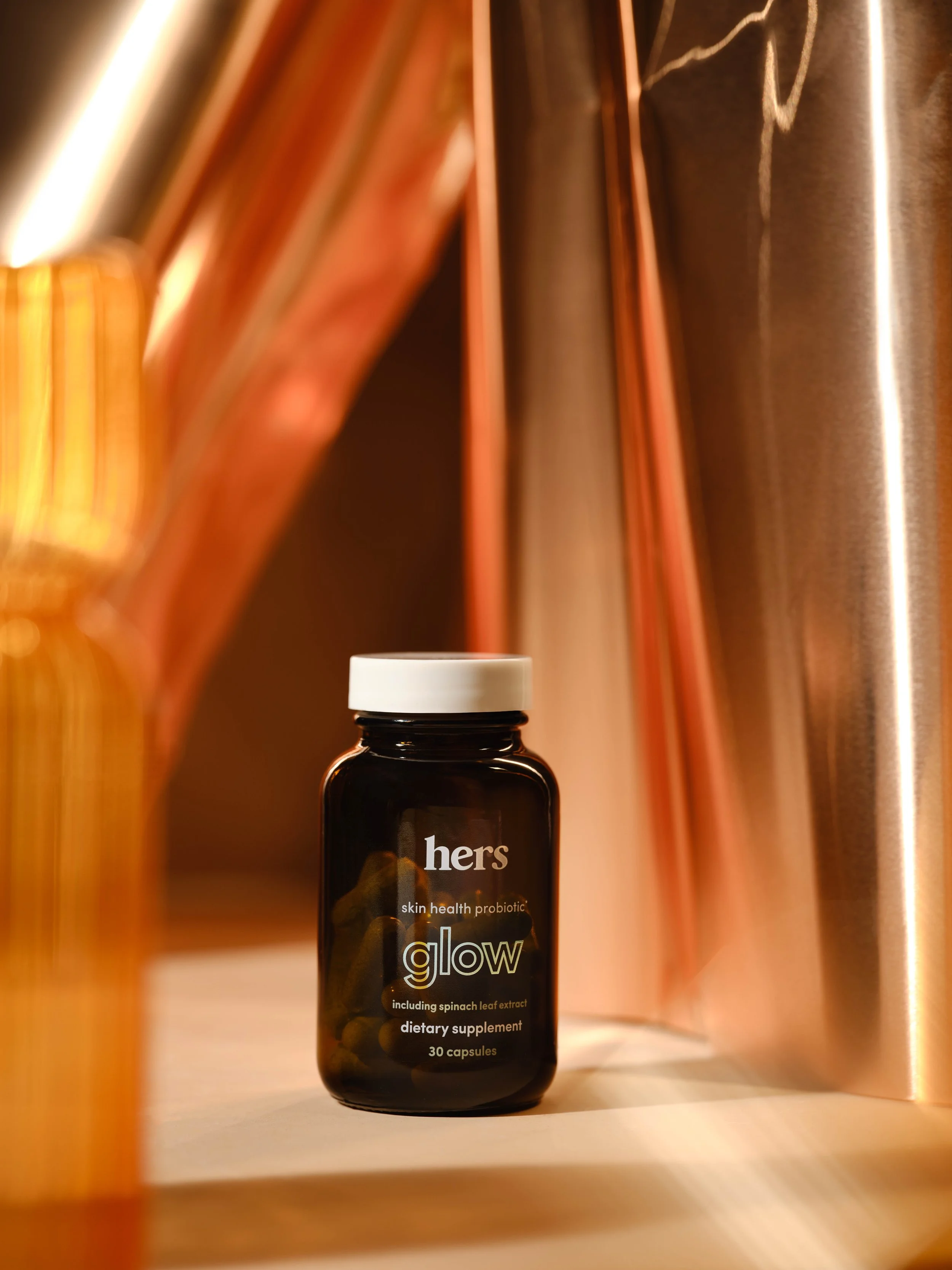 Hers_Bottle_Hero_Glow_0012.jpg