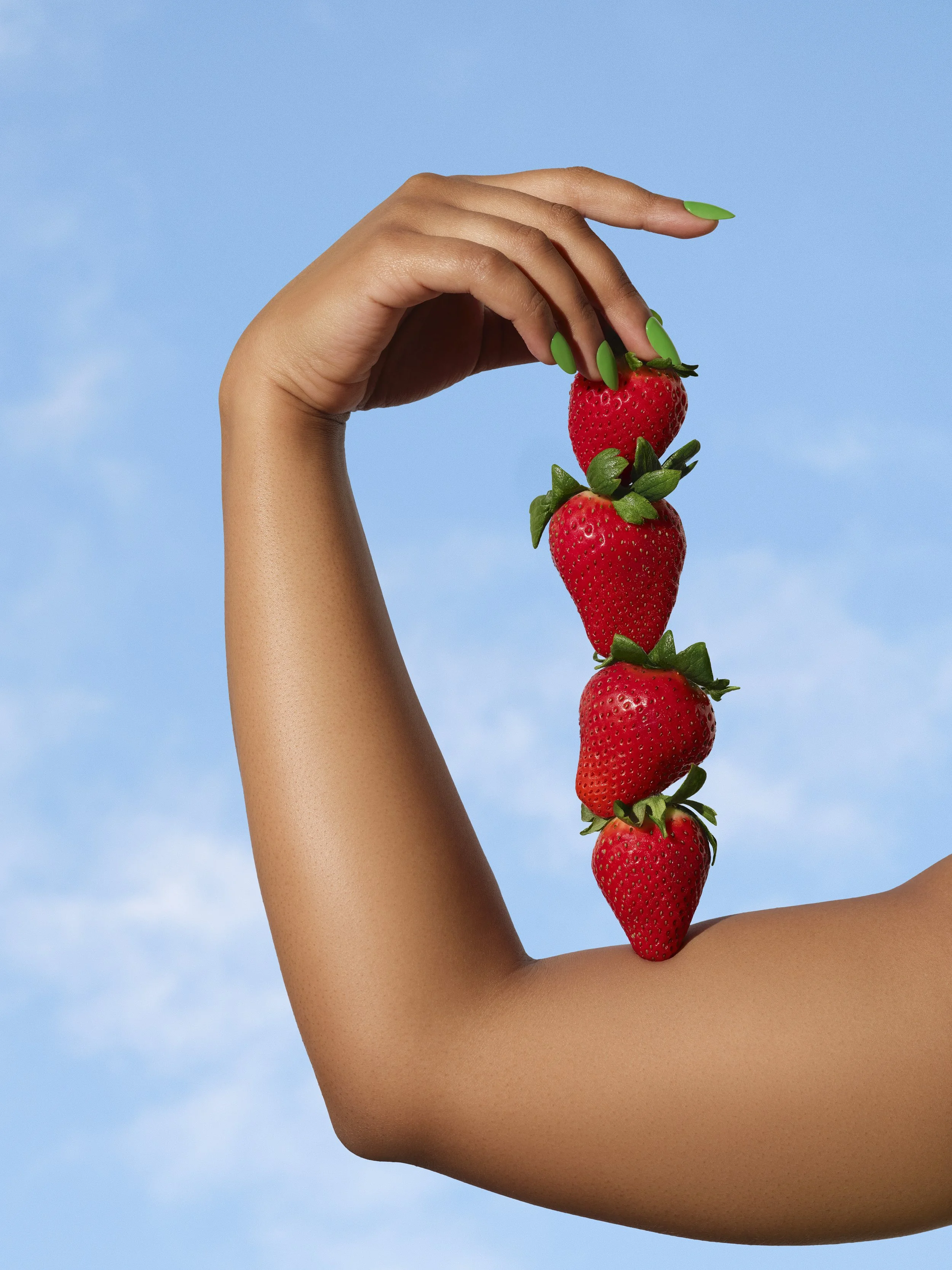 250401-Shot_30_Probiotic_Dailies_Strawberry_EntryWay_0018.jpg