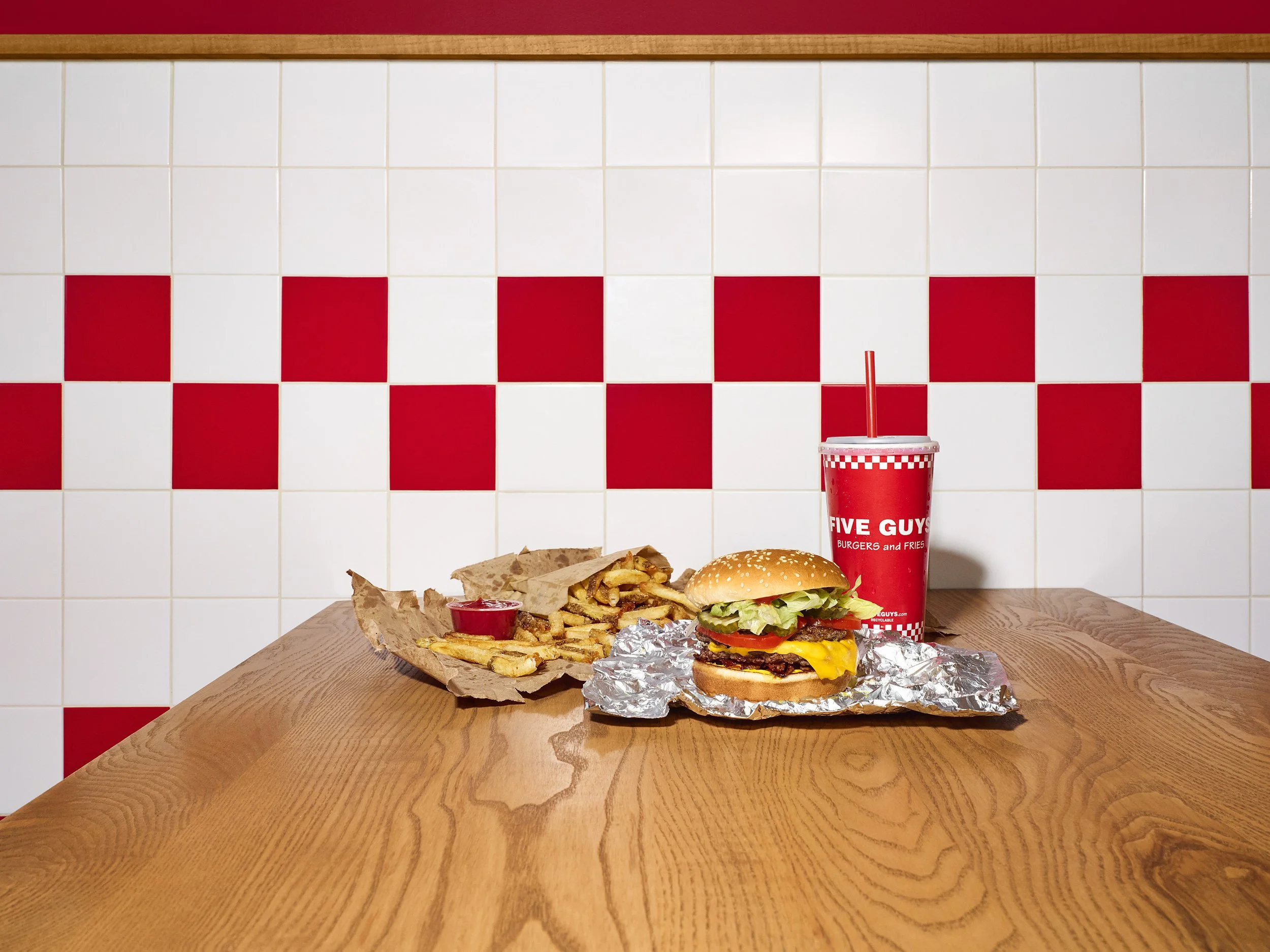 260301-Shot_07_Burger_Combo_Meal_0028-R1.jpg