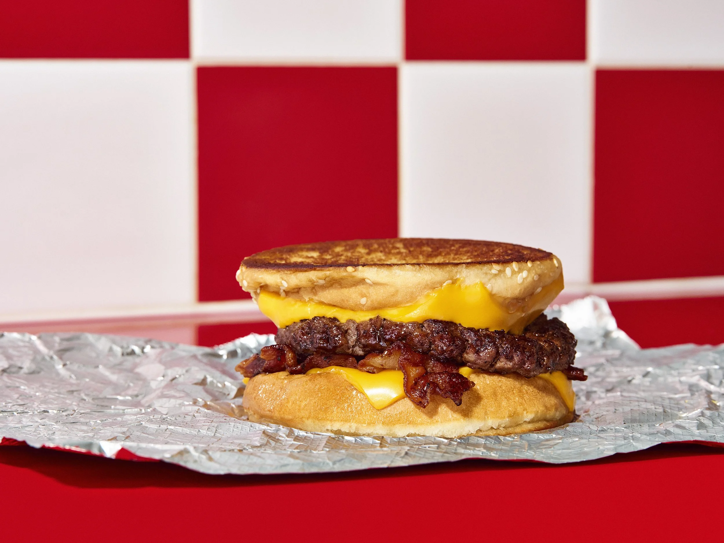 260301-Shot_11_Party_Melt_0039-R1.jpg