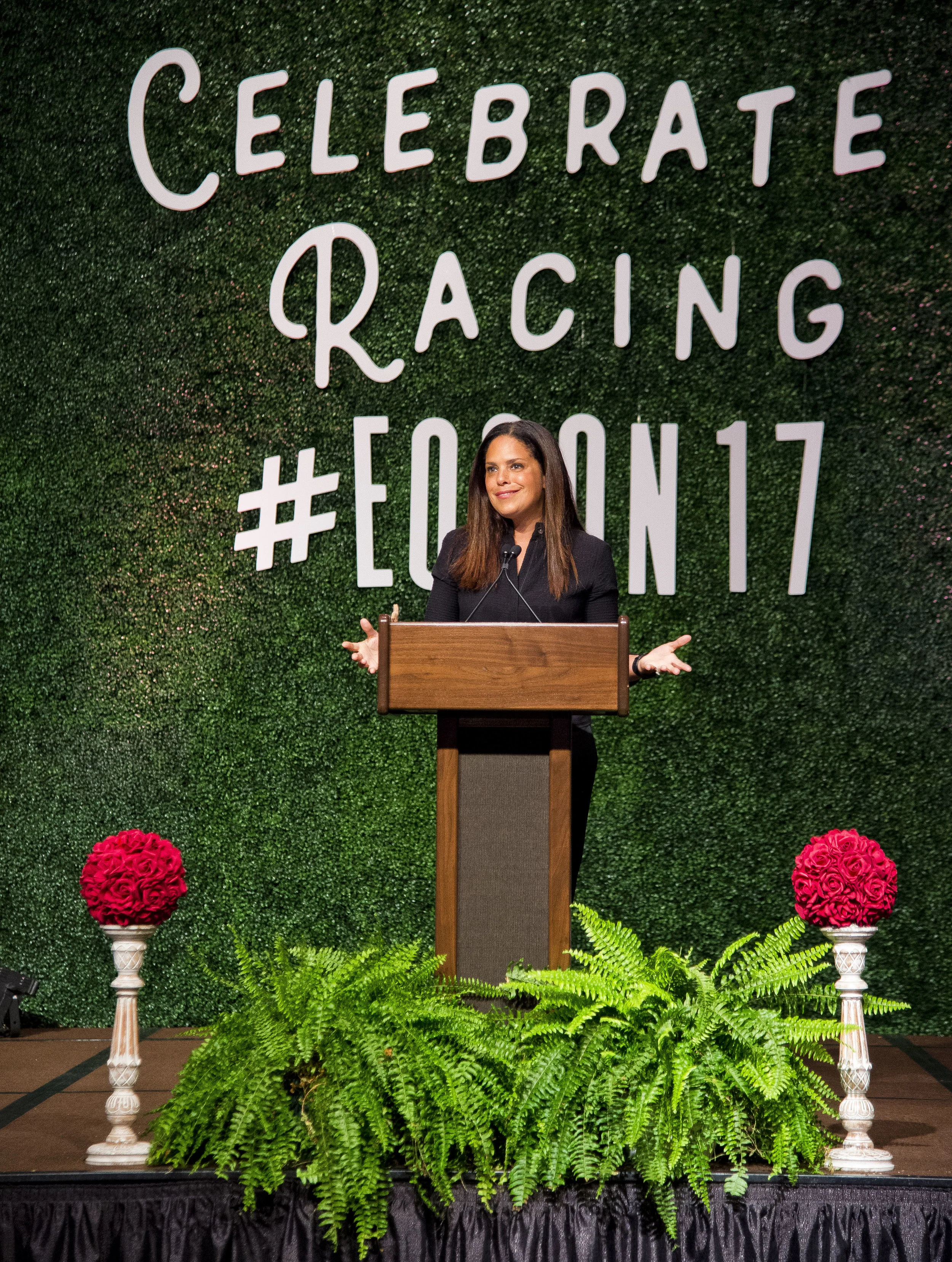 Soledad O'Brien discusses her experiences with OTTBs as she delivers the "Aftercare Keynote" at Equestricon 2017 (Eclipse Sportswire)