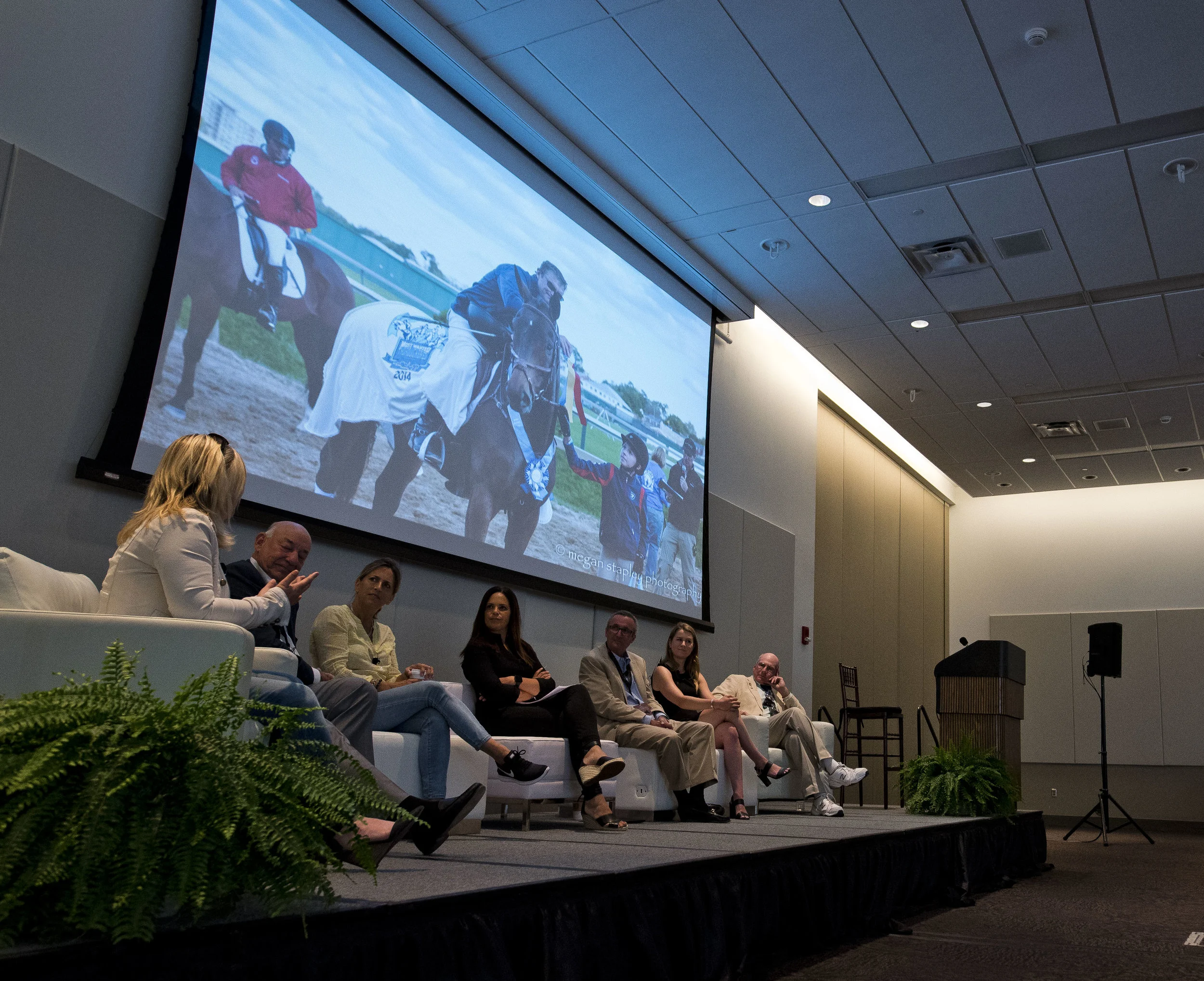 Panelists discuss some of their aftercare organizations' biggest successes at the "OTTB Success Stories" panel at Equestricon 2017, moderated by Soledad O'Brien (Eclipse Sportswire)