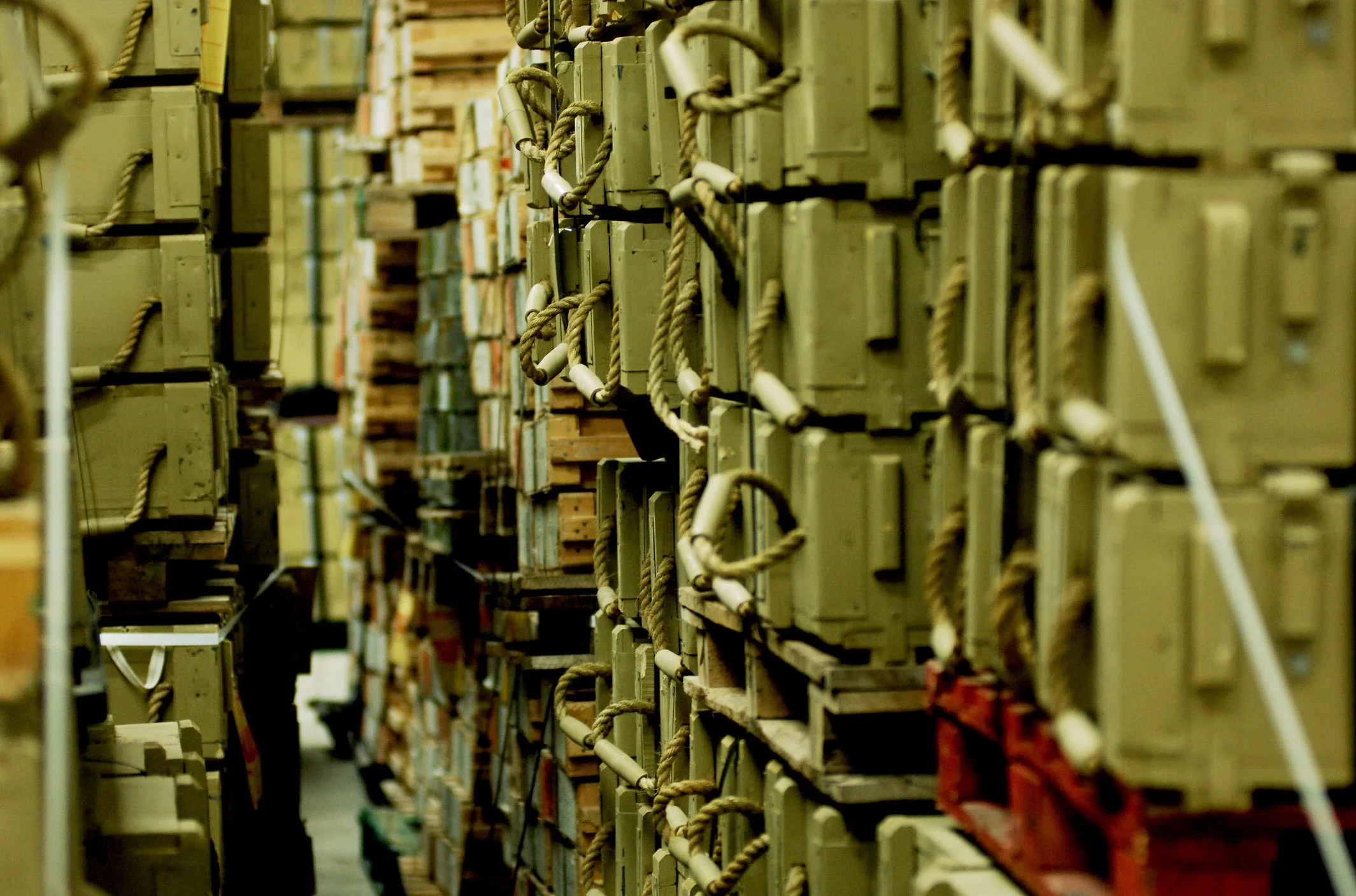 Flickr_-_Israel_Defense_Forces_-_Confiscated_Ammunition_in_Warehouse_(3).jpg