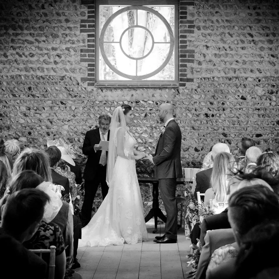 The ceremony bar - we just love the feature window!