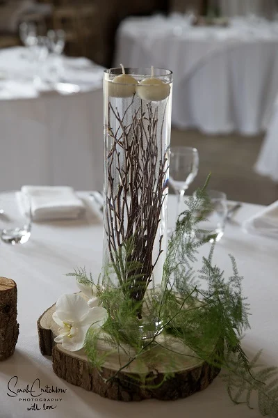 rustic_twig_centrepiece.jpg