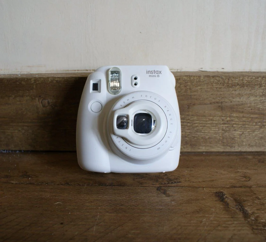 polaroid_camera.jpg