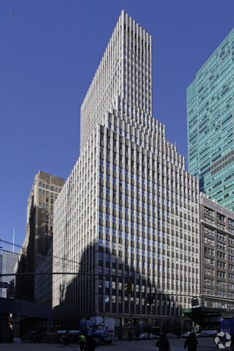 5 BRYANT PARK (PHOTO: COSTAR GROUP).