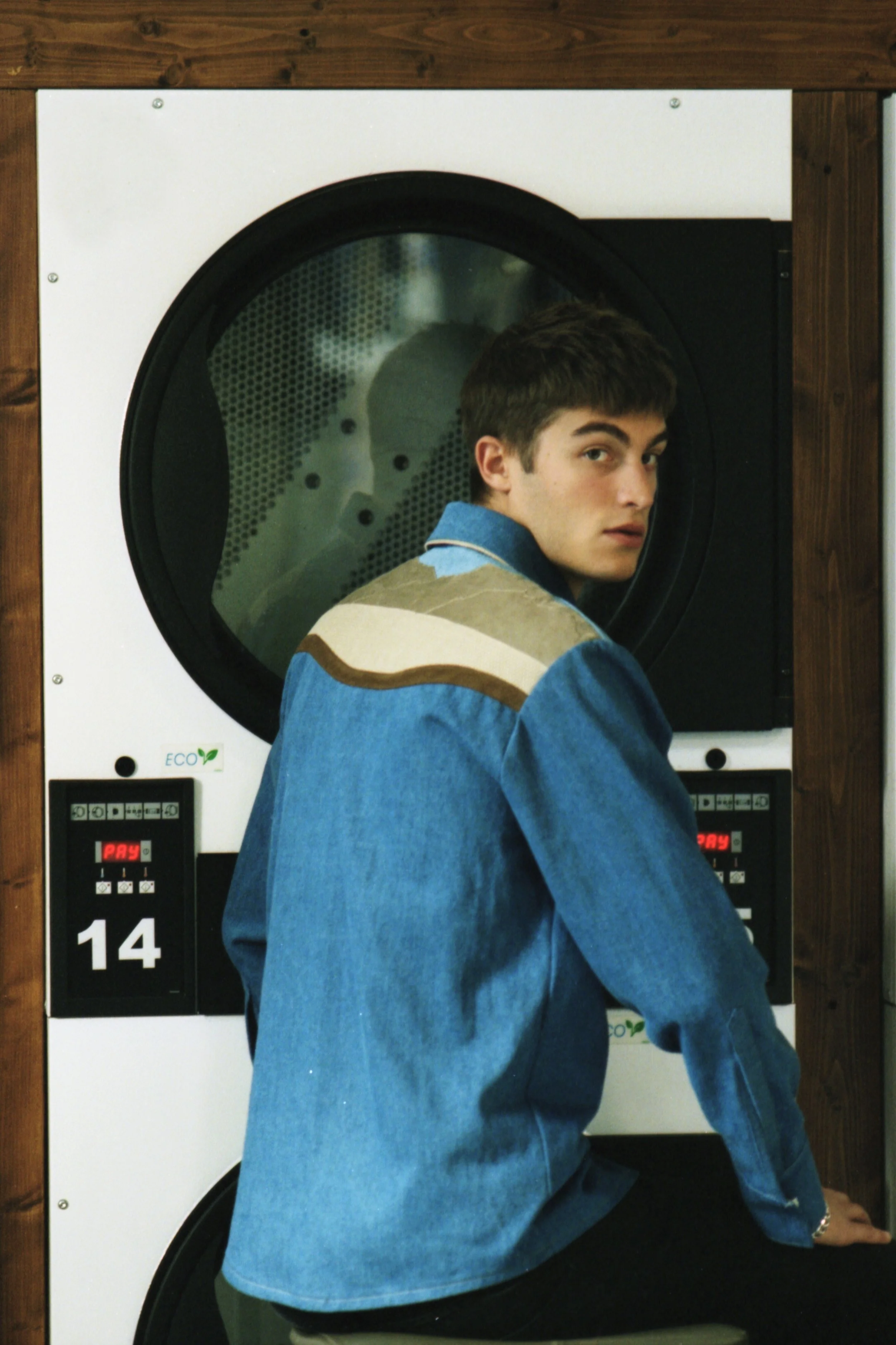 Lookbook.SS19.04 2.jpg