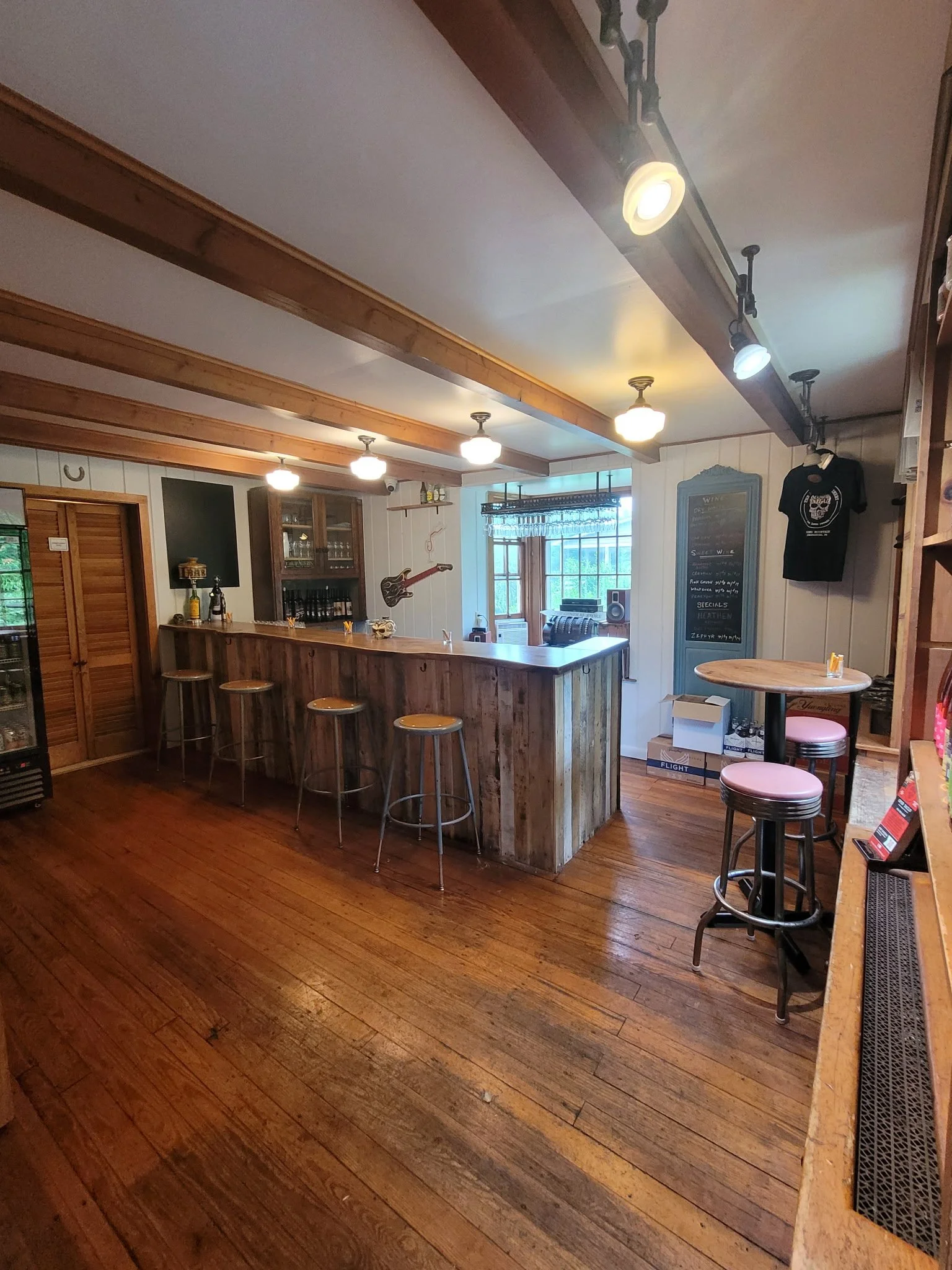 visit renegade winery locations