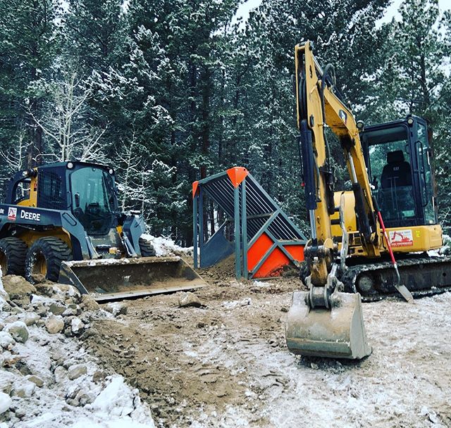 Soil conditioning underway for the supreme backfill material. Big thanks to @crapseymike for producing the rock screen.