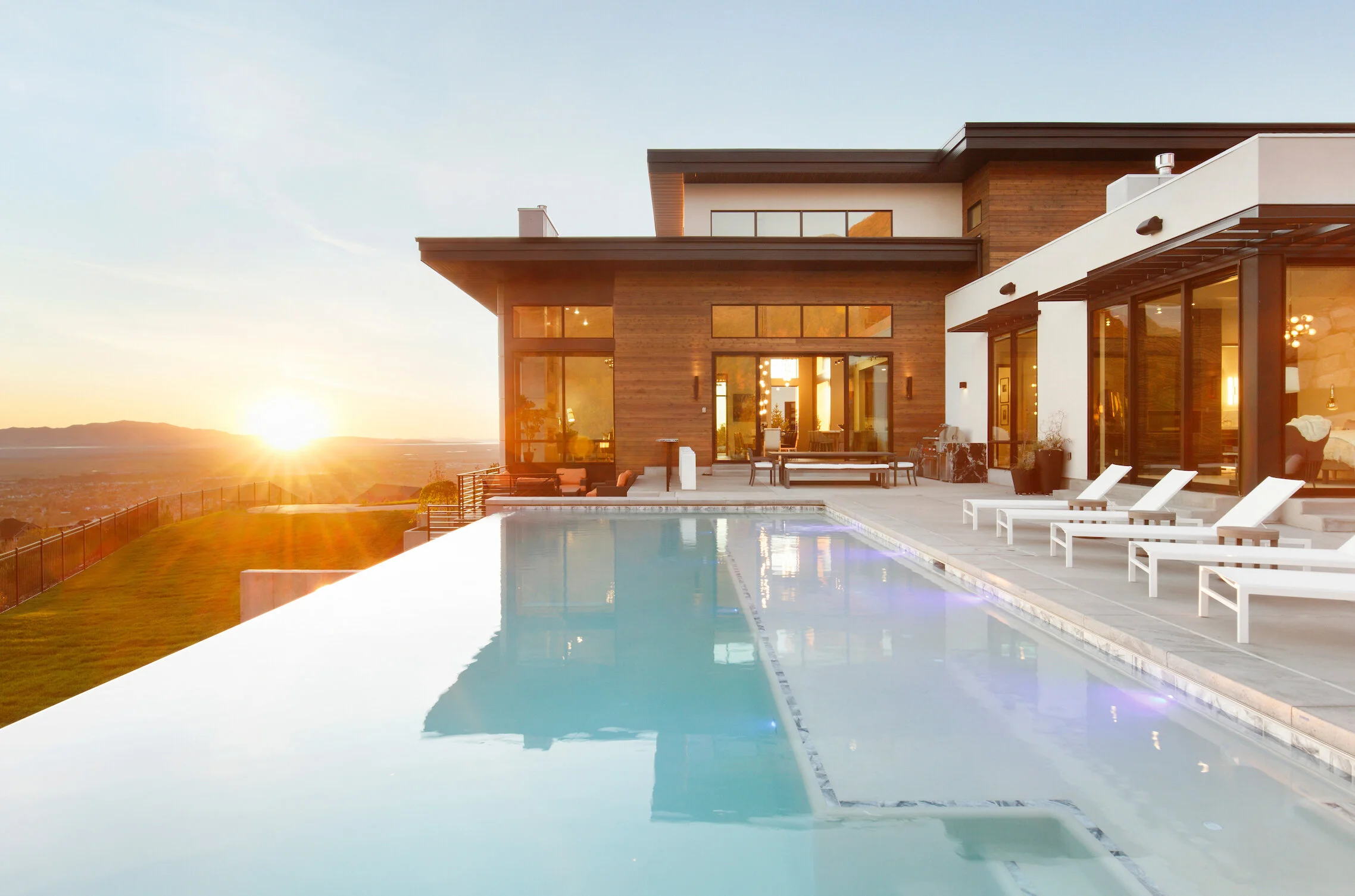 Ezra Lee Design + Build : Utah Modern Custom Home Builder