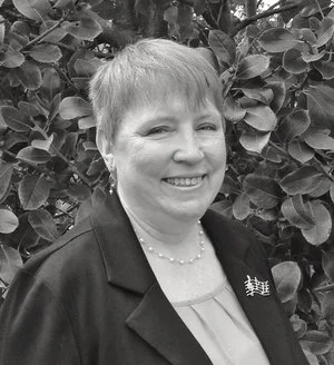 Debbie Shaw Headshot.jpg