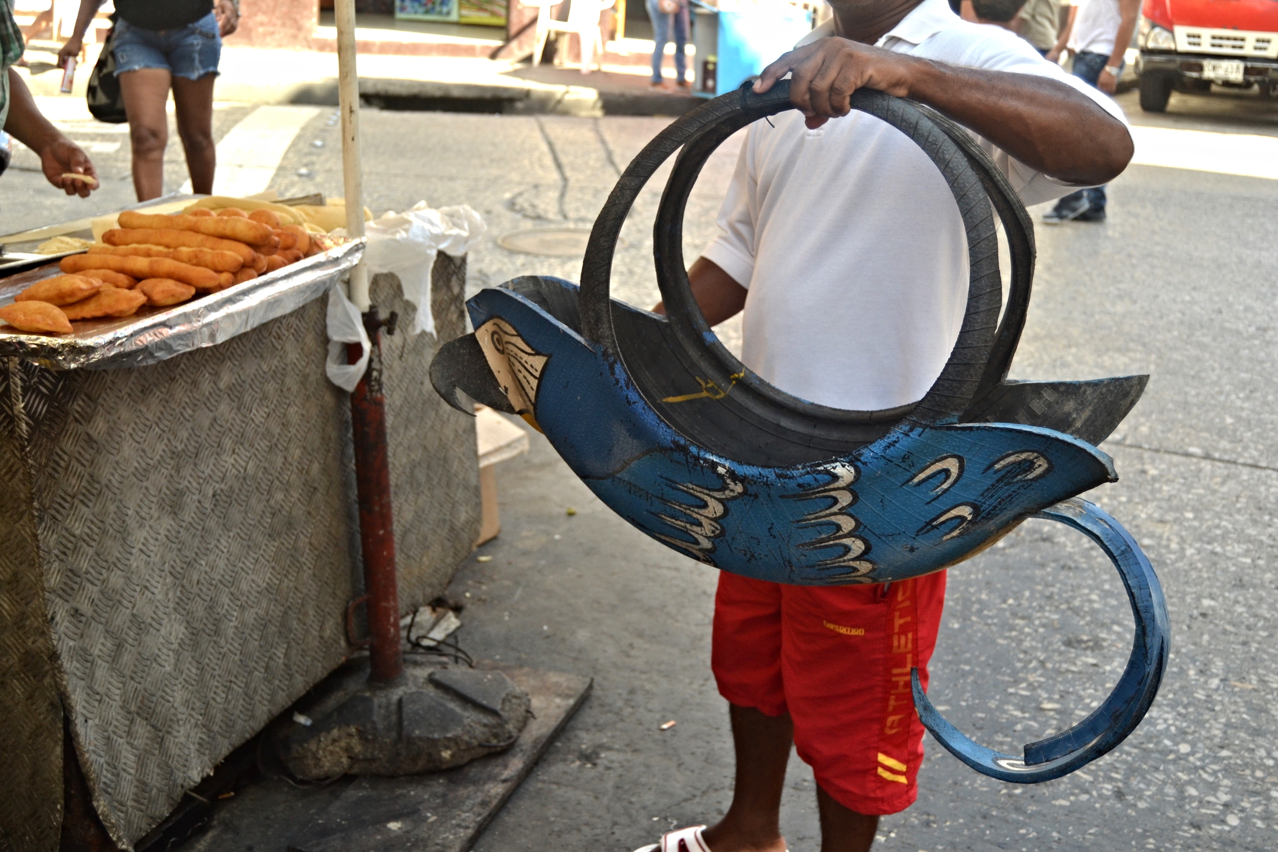  Vendor made art out of an old tire!&nbsp; 