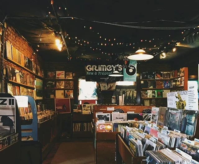 fe960d696df37488a9aec7b109d2fc67--music-stores-record-stores.jpg